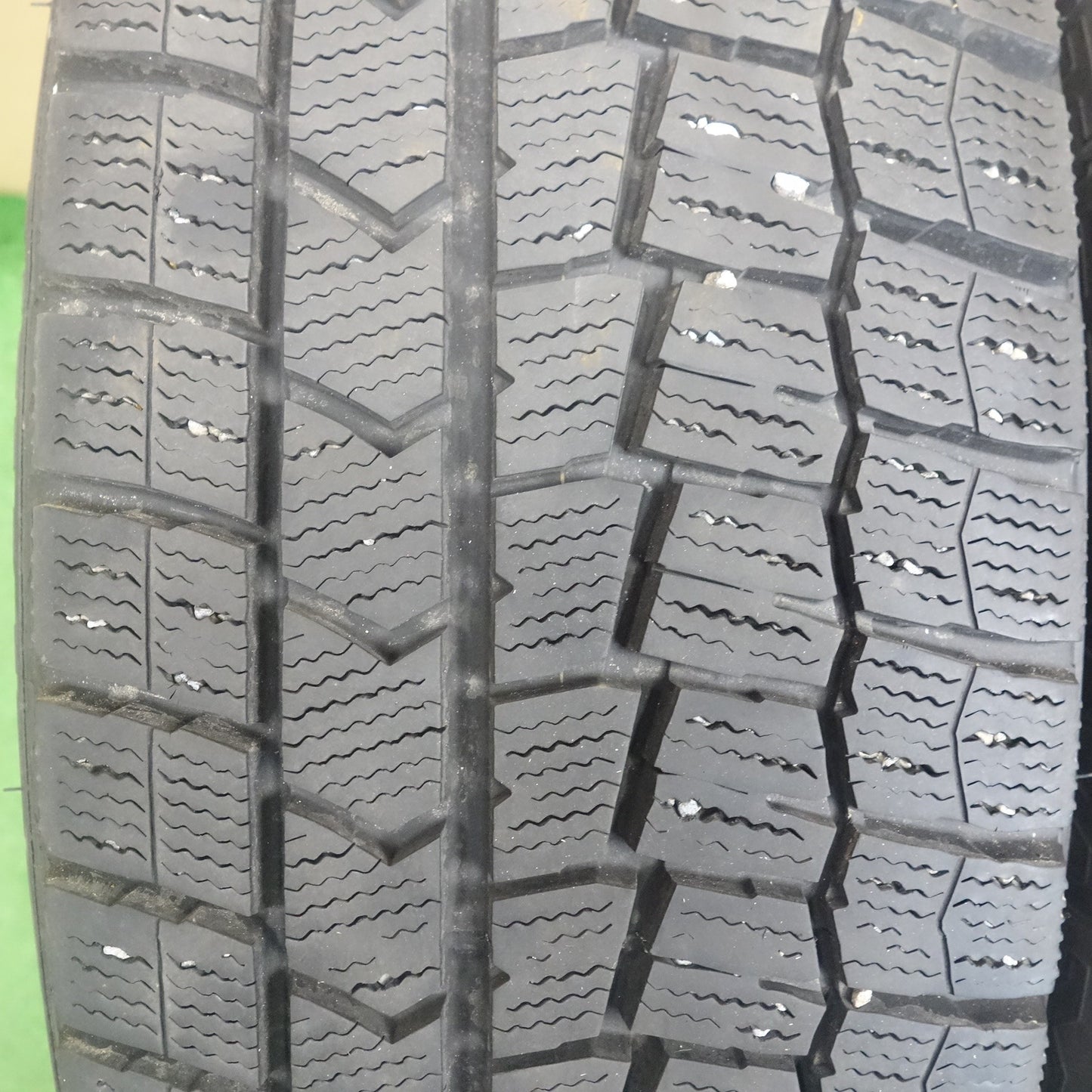 バリ溝！24年！9.5分★スタッドレス 205/65R16 ダンロップ ウインターマックス WM02 X CROSS SPEED PREMIUM クロススピード プレミアム 16インチ PCD114.3/5H★6040402KTス