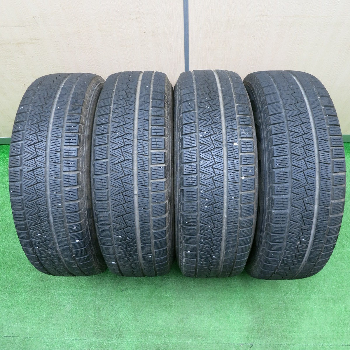 [送料無料] バリ溝！20年！キレイ！9分★スタッドレス 225/65R17 ピレリ アイスアシンメトリコ プラス JOKER ジョーカー 17インチ PCD114.3/5H★4103002NJス