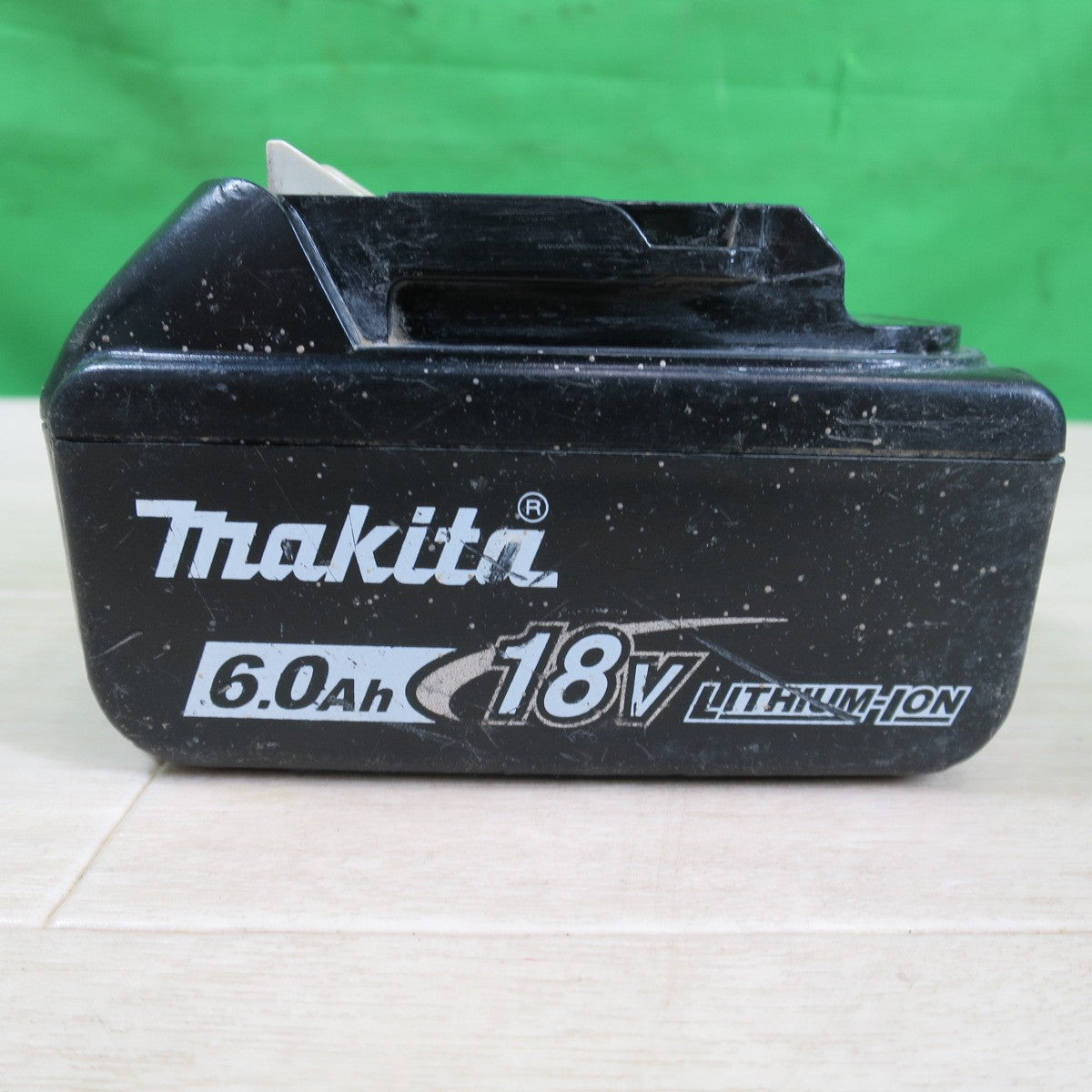 [送料無料] ☆マキタ 純正 Li-on リチウム イオン バッテリー BL1860B 雪マーク付き DC 18V 6.0Ah 108Wh 電動 工具 に makita☆