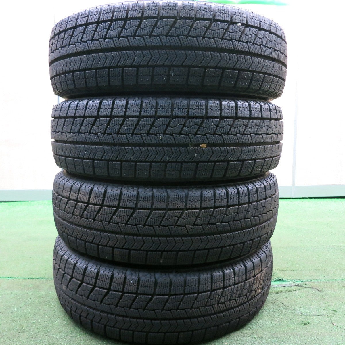 *送料無料* バリ溝！20年！キレイ！ほぼ10分★スタッドレス 155/65R13 ブリヂストン ブリザック VRX BALMINUM バルミナ 13インチ PCD100/4H★4053003HAス