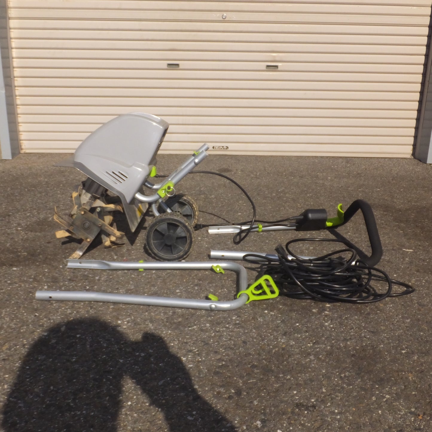 [送料無料] ★アルミス ALUMIS 家庭用 電動耕運機 耕す造 TAGAYASUZO AKT-1050WR 屋外用　AC100V 50/60Hz★