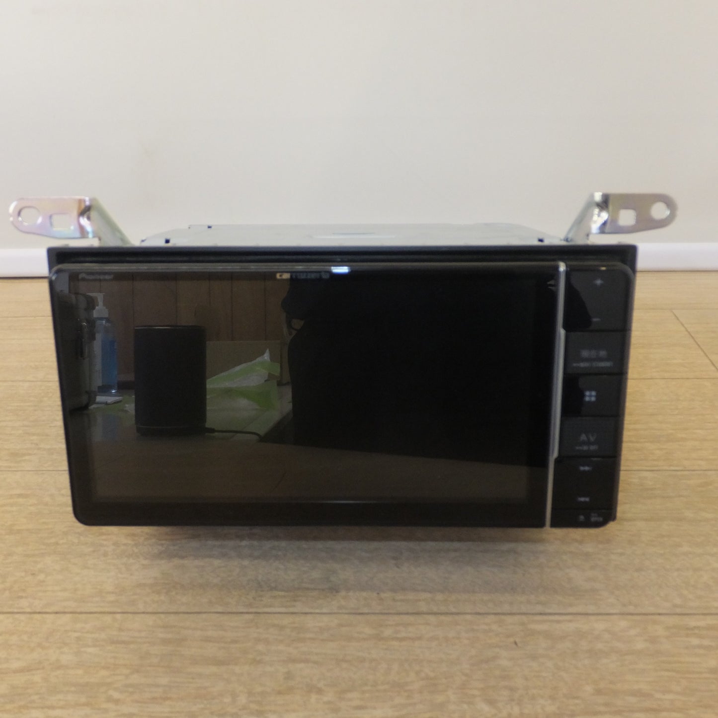 [送料無料] キレイ★カロッツェリア carrozzeria 楽ナビ メモリーナビゲーション AVIC-RW710 パイオニア Pioneer★