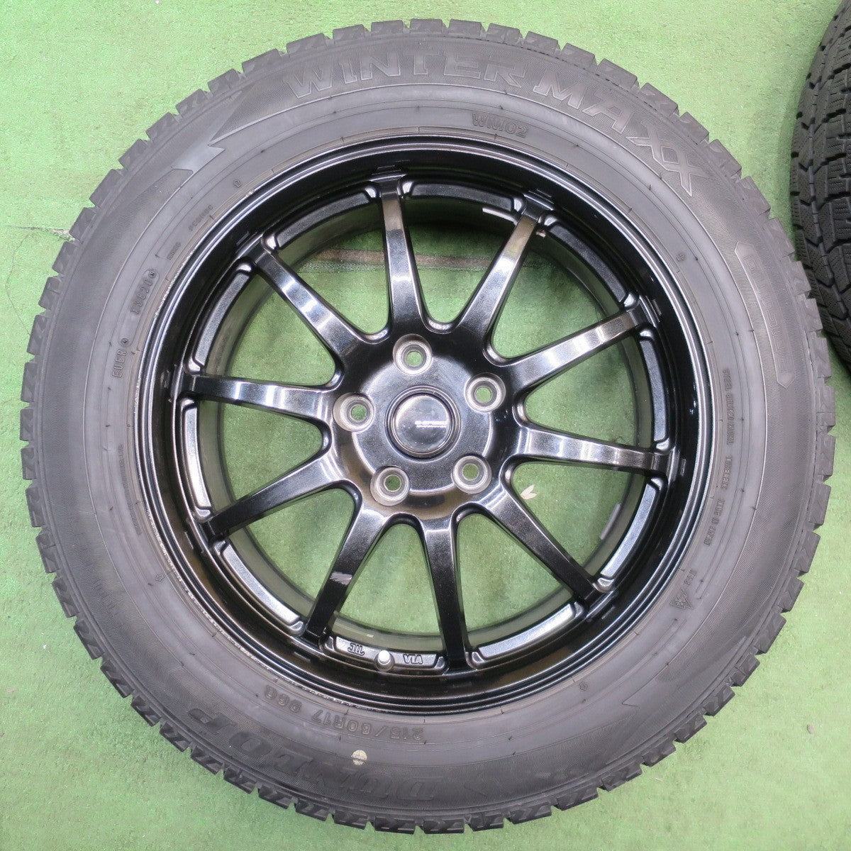 バリ溝！9.5分★スタッドレス 215/60R17 ダンロップ ウインターマックス WM02 G-SPEED Gスピード 17インチ PCD114.3/5H★6051807NJス