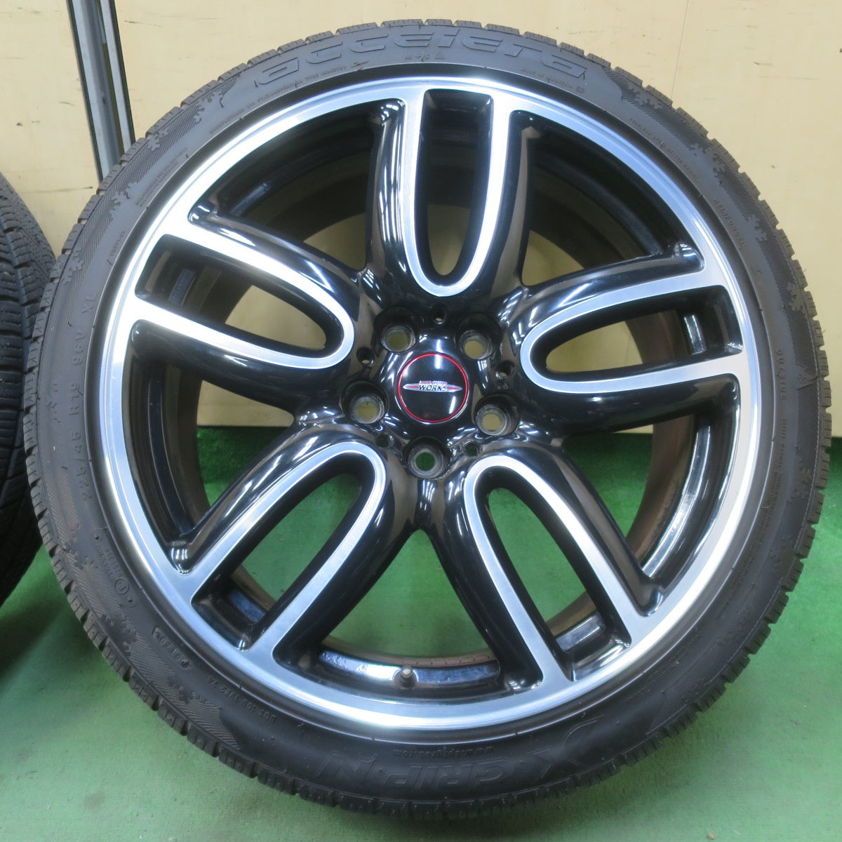 バリ溝！9.5分★MINI ミニ F60 クロス オーバー 純正 JCW 225/45R19 スタッドレス アクセレラ X GRIP N ジョン クーパー ワークス 19インチ PCD112/5H★6031501IMス