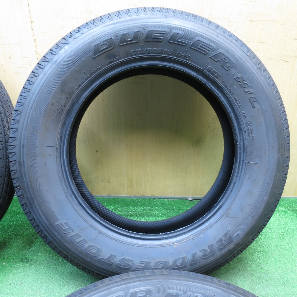 新車外し！25年★ジムニー 175/80R16 ブリヂストン デューラー H/L 852 タイヤ 16インチ★5043001KKノタ
