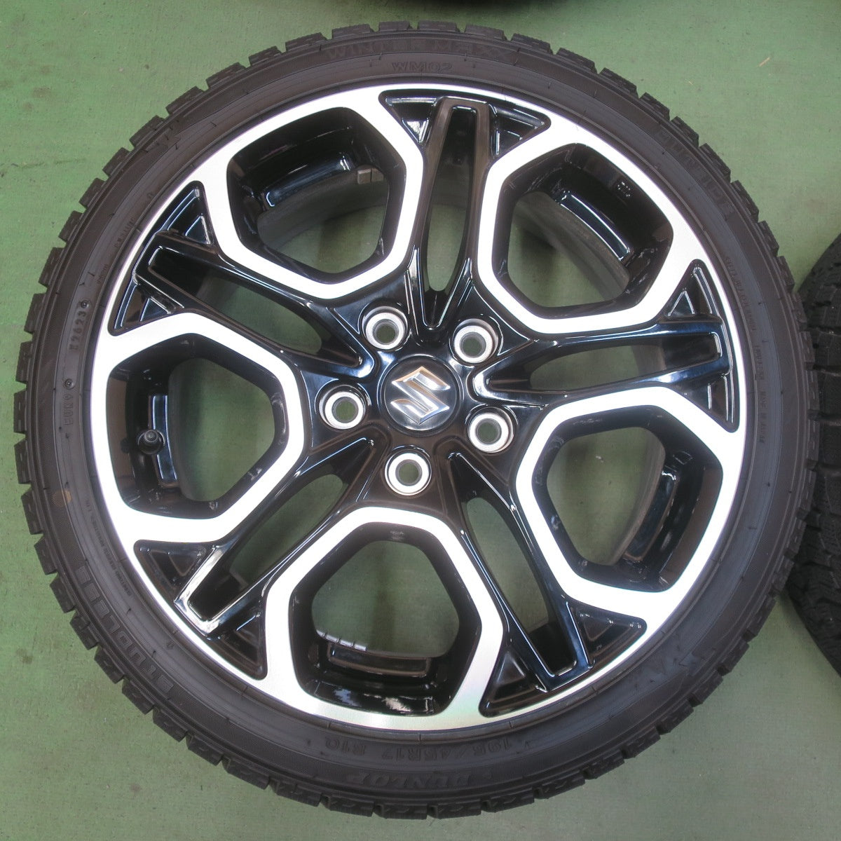 バリ溝！23年！キレイ！9.5分★スズキ ZC33S スイフト スポーツ 純正 195/45R17 スタッドレス ダンロップ ウインターマックス WM02 17インチ PCD114.3/5H★6043017イス