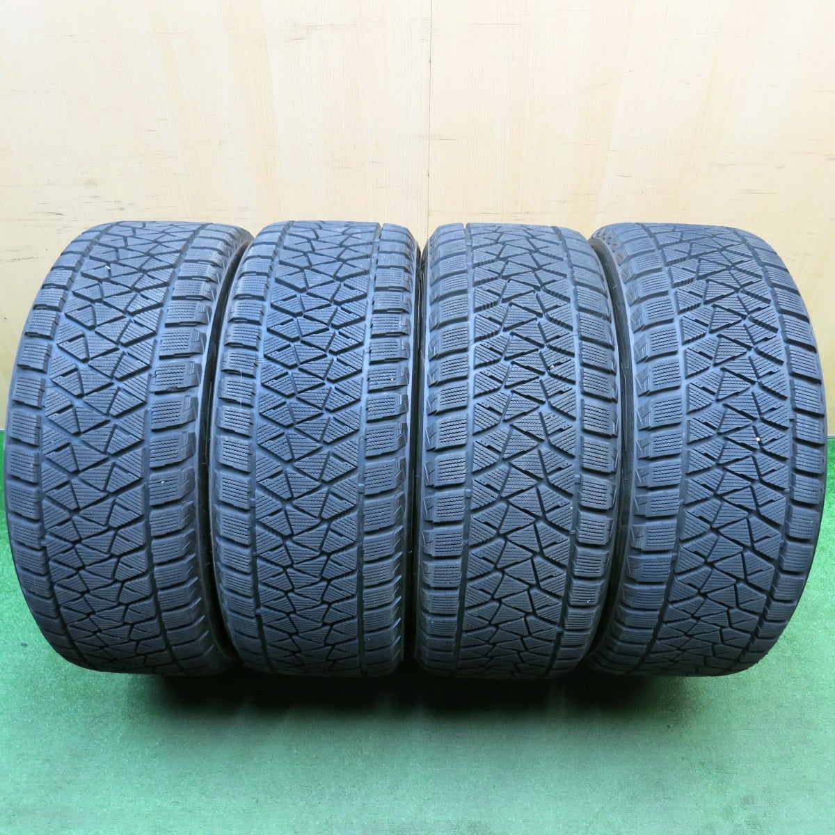 バリ溝！キレイ！9.5分★BMW 等 Breyton BR-1 275/45R20 スタッドレス ブリヂストン ブリザック DM-V2 20インチ ブレイトン PCD112/5H★6021507HAス