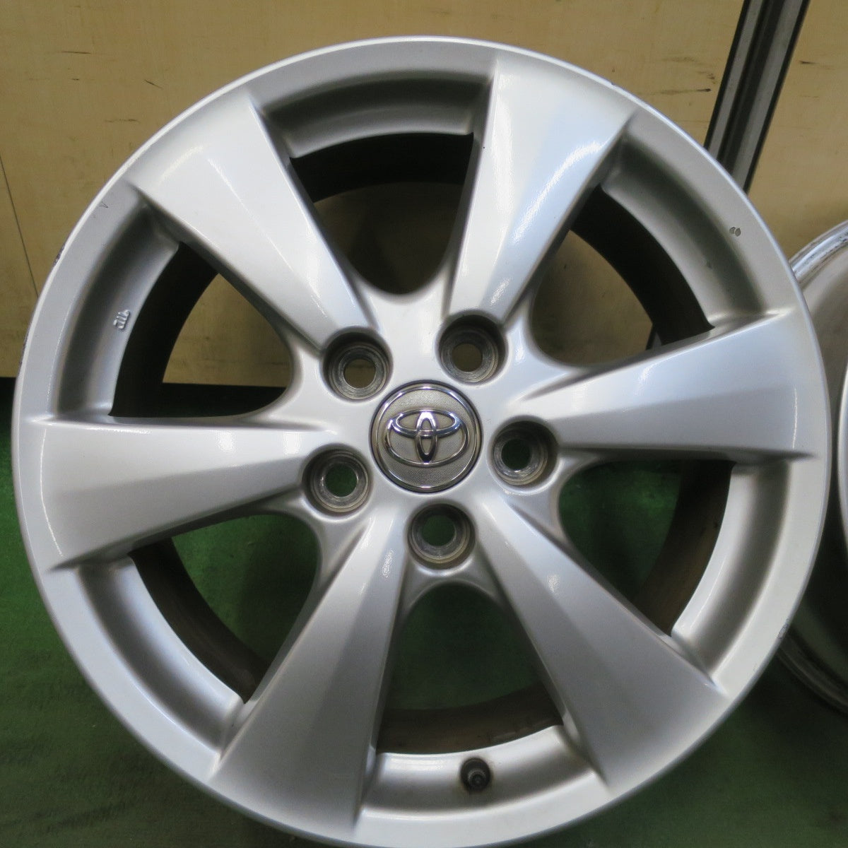 4本価格◎トヨタ AHR20 W エスティマ 純正 ホイール 17インチ 17×7J PCD114.3/5H◎6100703HNホ
