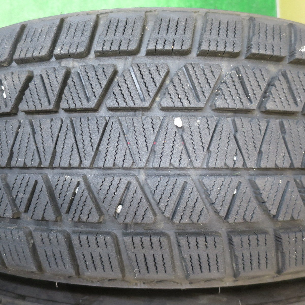センサー付！バリ溝！23年！キレイ！9分★レクサス RX 等 235/65R18 スタッドレス ブリヂストン ブリザック DM-V3 ECO FORME SE-23 18インチ エコフォルム PCD114.3/5H★5110908NJス
