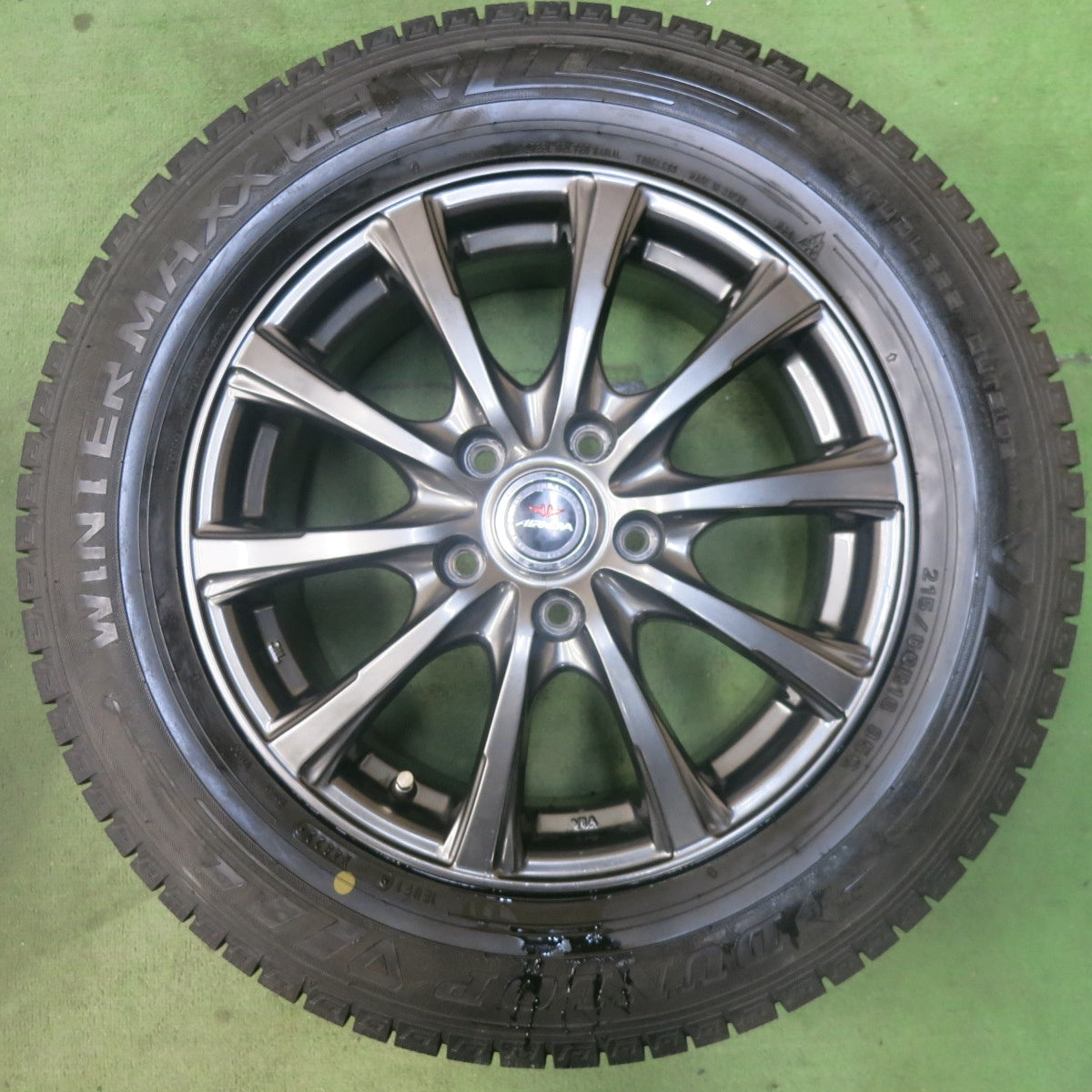 バリ溝！22年！キレイ！9.5分★スタッドレス 215/60R16 ダンロップ ウインターマックス 03 AIRNOVA エアノヴァ 16インチ PCD114.3/5H★5123002SKス