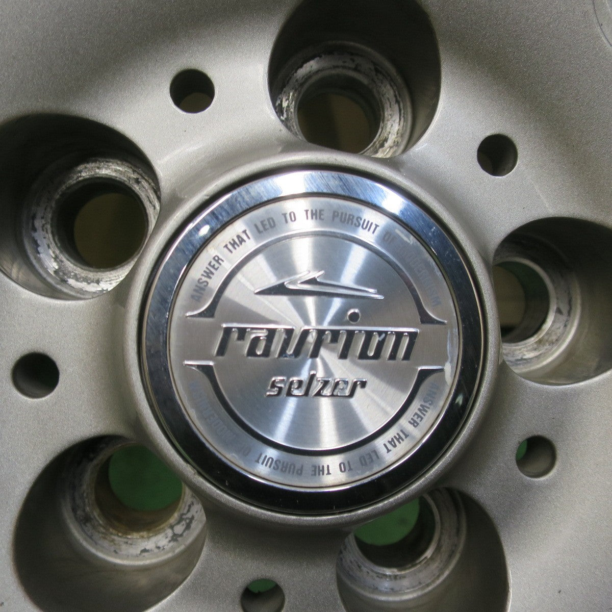 ほぼ未使用！22年！キレイ★プリウス 等 195/65R15 スタッドレス ブリヂストン アイスパートナー2 ravrion selzer ラブリオン 15インチ PCD100/5H★5111101イス