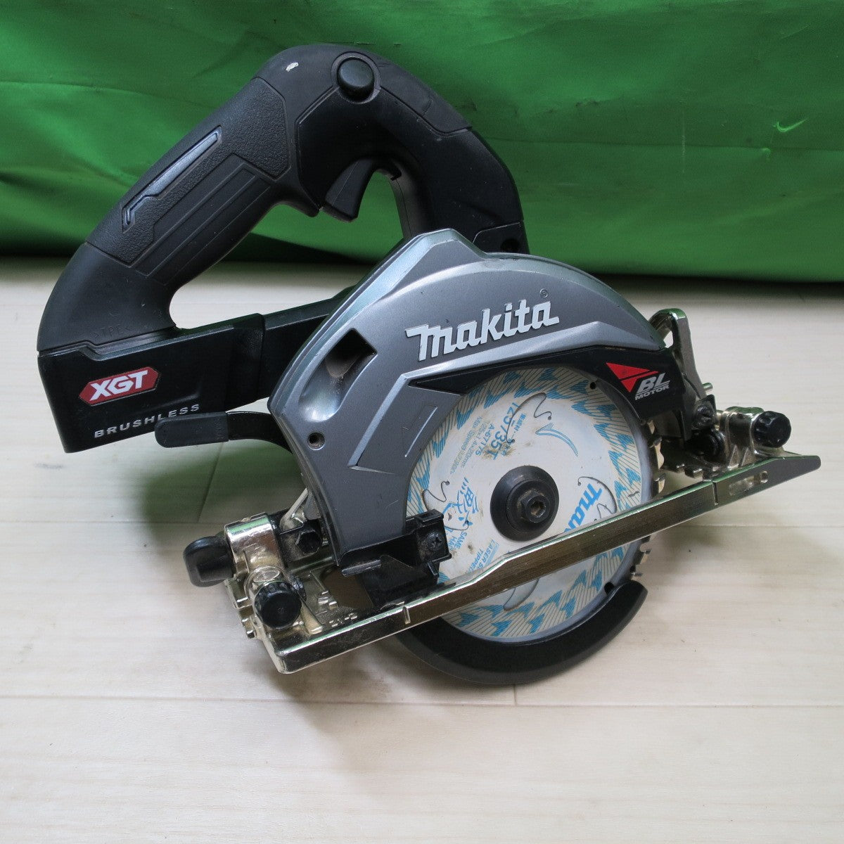 [送料無料] キレイ☆マキタ 125mm 充電式 マルノコ HS005G 電動 工具 切断機 丸のこ 丸ノコ 丸鋸 makita☆