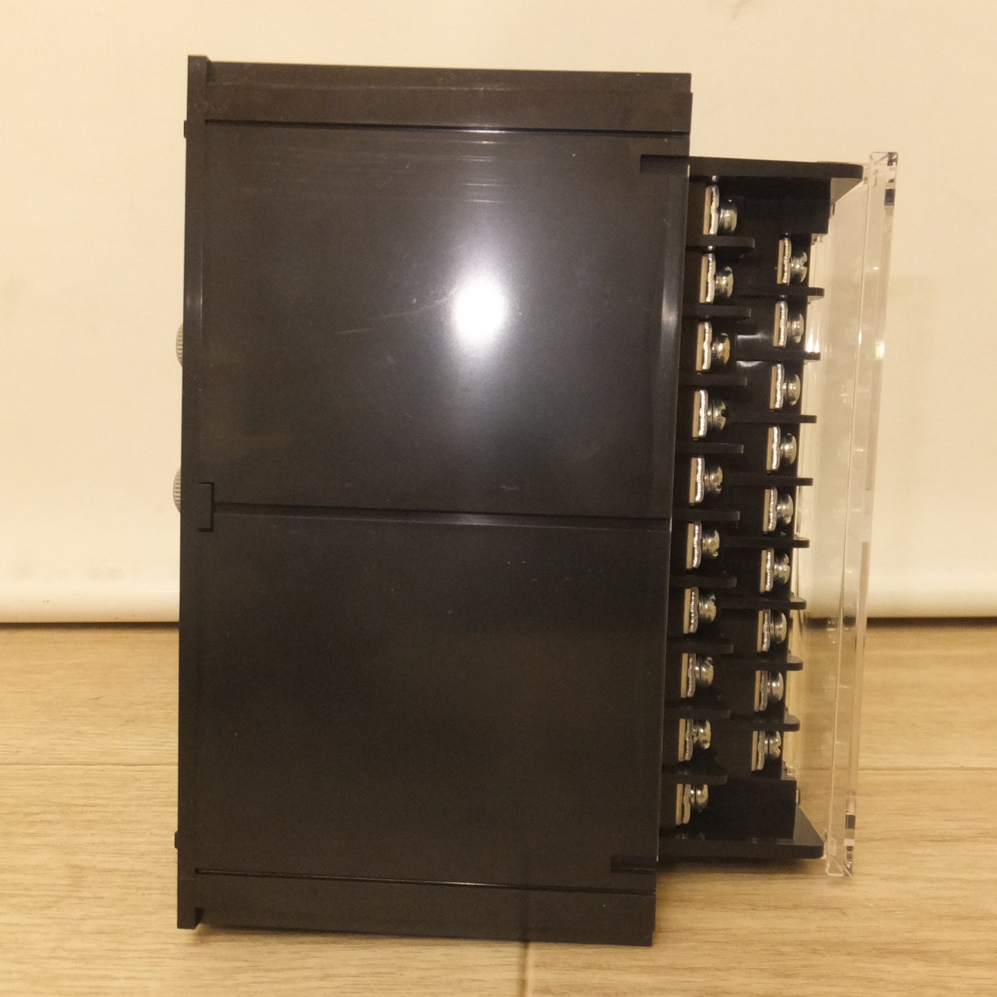 [送料無料] 未使用★オムロン OMRON 地絡方向継電器 K2ZC-K2GS-N　制御電源 24VDC 定格 3810V 50/60Hz★