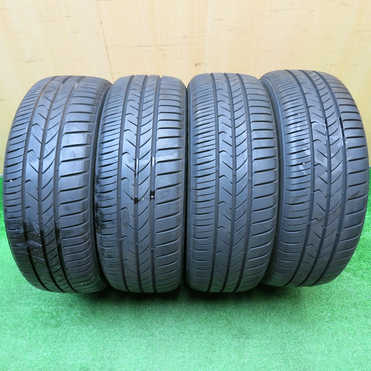 バリ溝！22年！9.5分★日産 デュアリス 純正 205/55R17 トーヨー トランパス MP7 17インチ AUTECH オーテック PCD114.3/5H★5102503HAノ