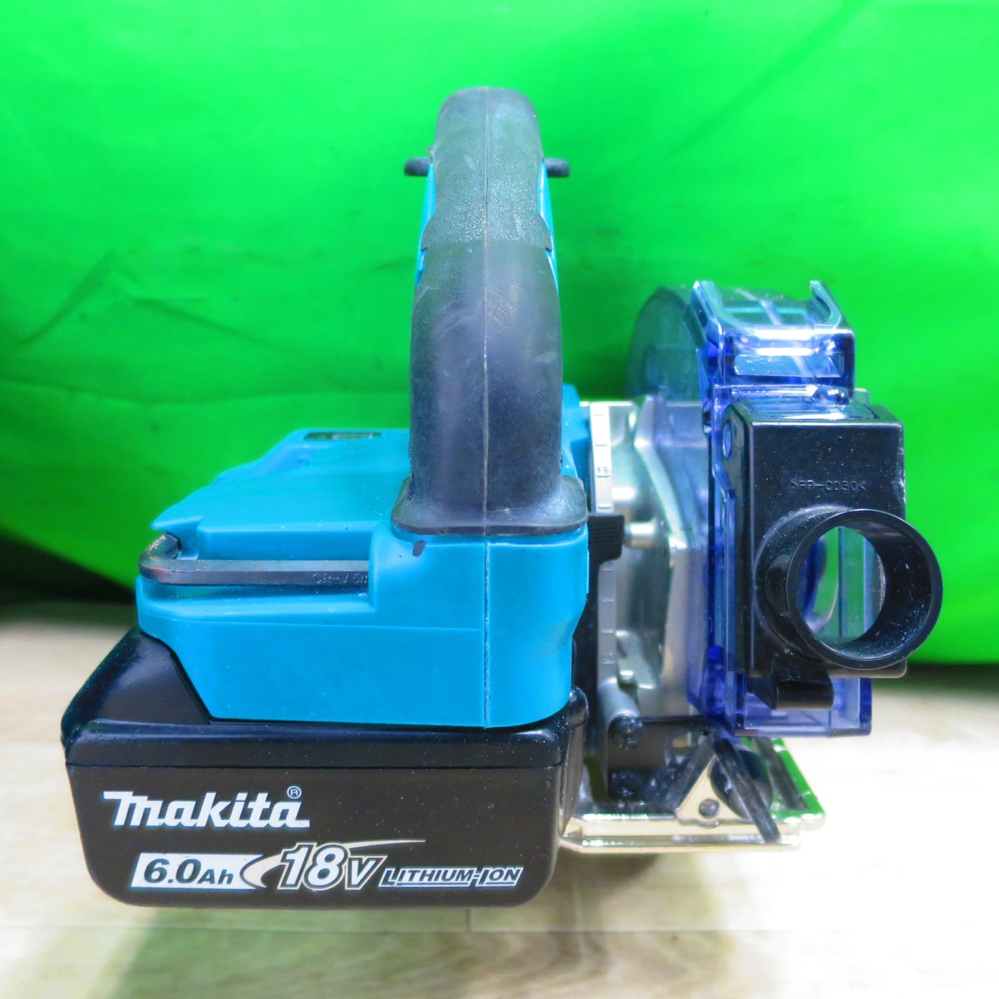 [送料無料] ☆マキタ makita 125mm 充電式 じん マルノコ KS511DRG 丸ノコ バッテリ BL1860B 切断機 ケース付属 電動 工具 DIY☆