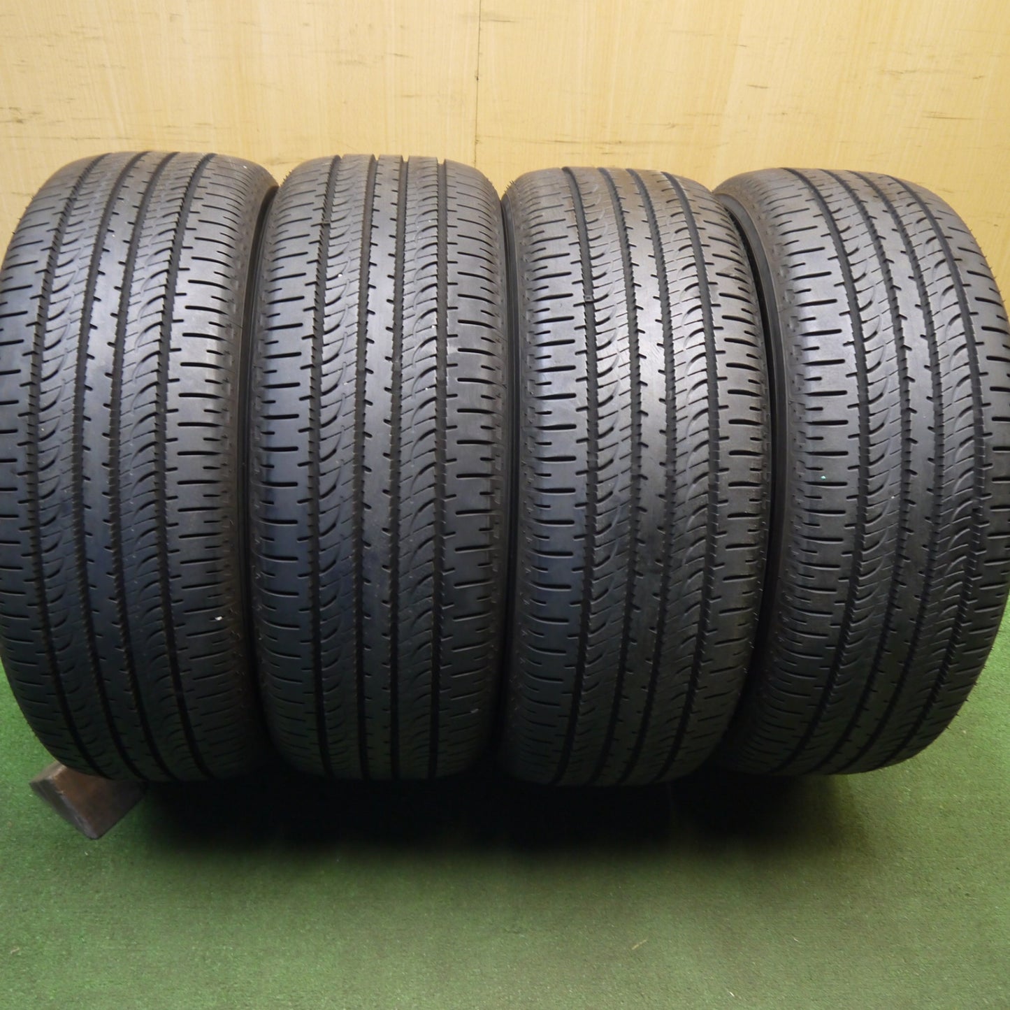 バリ溝！24年！9.5分★225/55R18 ヨコハマ ジオランダー SUV G055 G055E タイヤ 18インチ デリカ D:5 フォレスター レイバック ZR-V 等★5120604NKノタ