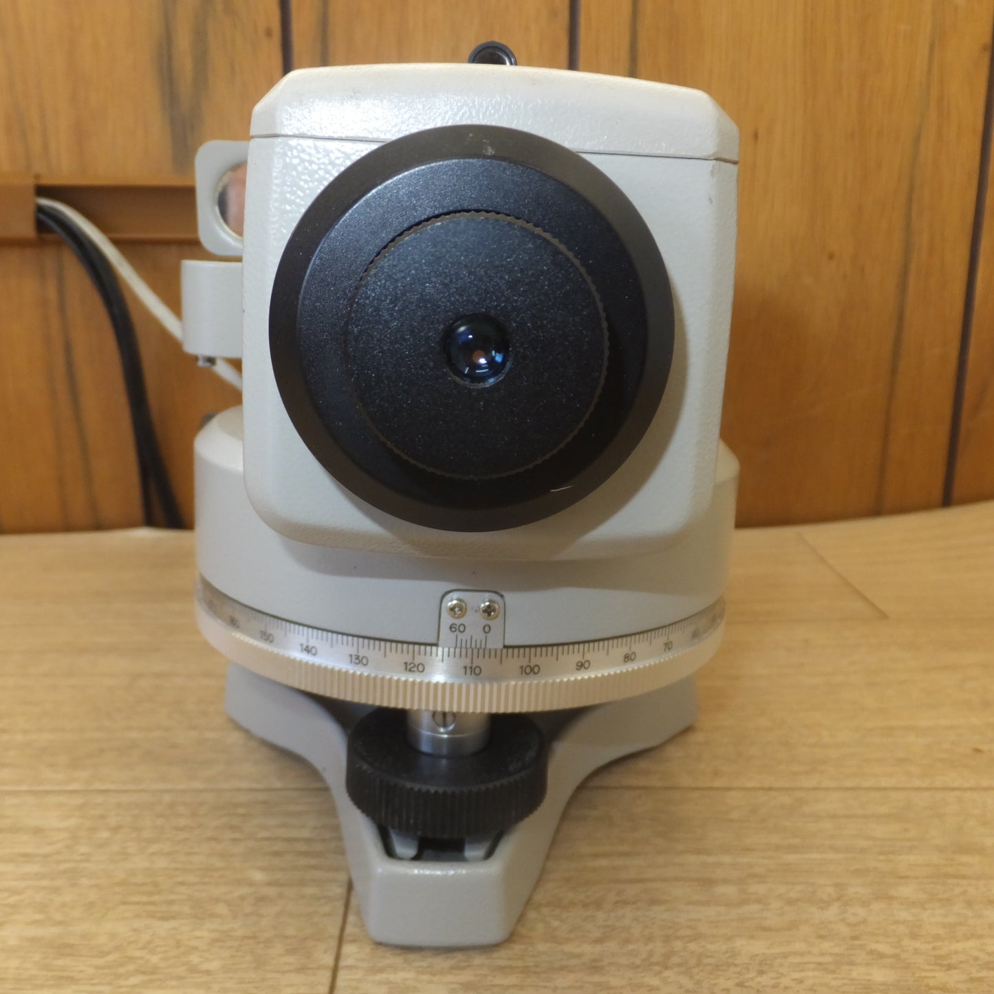 [送料無料] ★測機舎 SOKKISHA 自動レベル  B2C　全長 220mm 倍率 32× 分解力 3" 視界 1°20'★