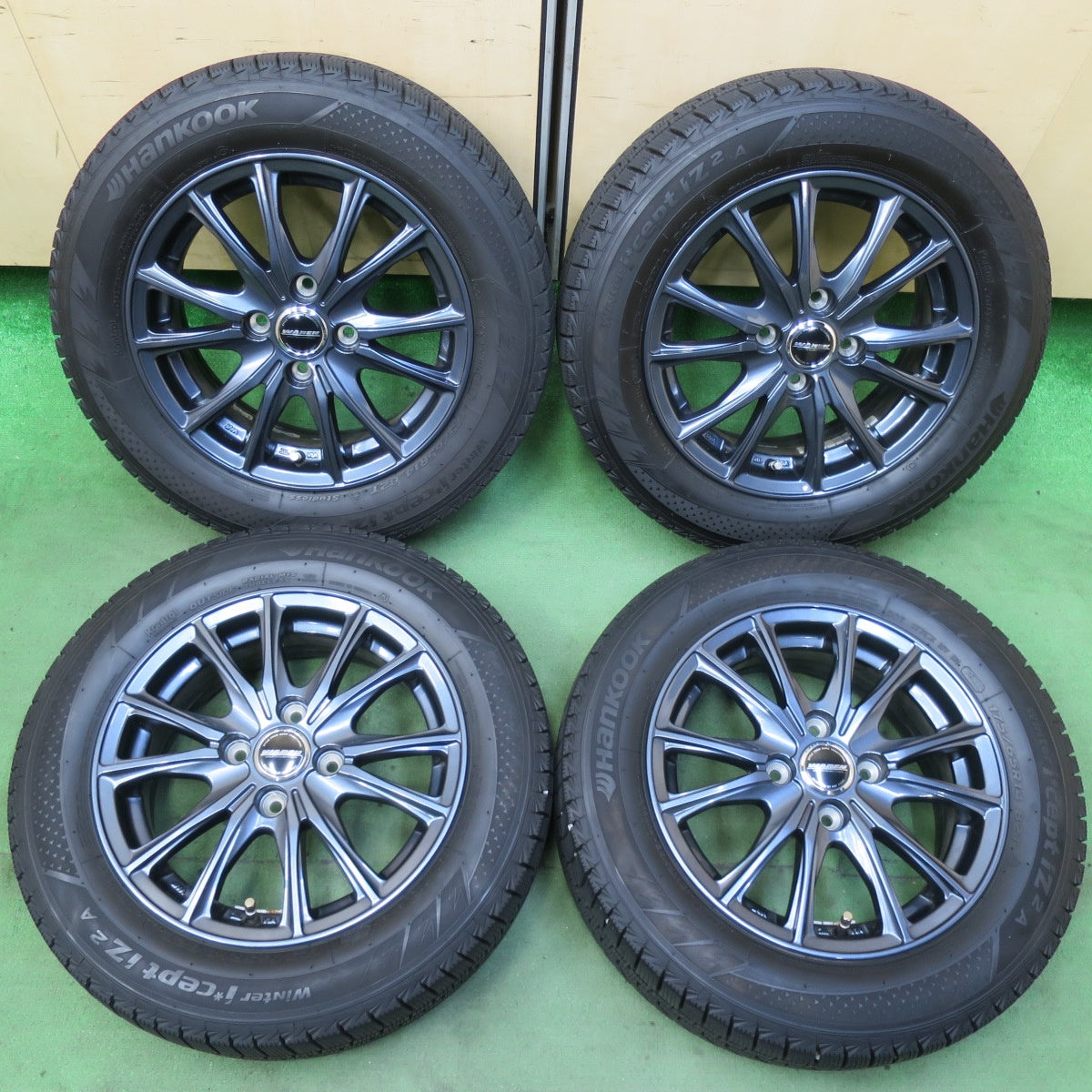 バリ溝！22年！キレイ！9.5分以上★スタッドレス 175/65R14 ハンコック ウインター アイセプト IZ2A WAREN W05 ヴァーレン 14インチ PCD100/4H★5101610イス