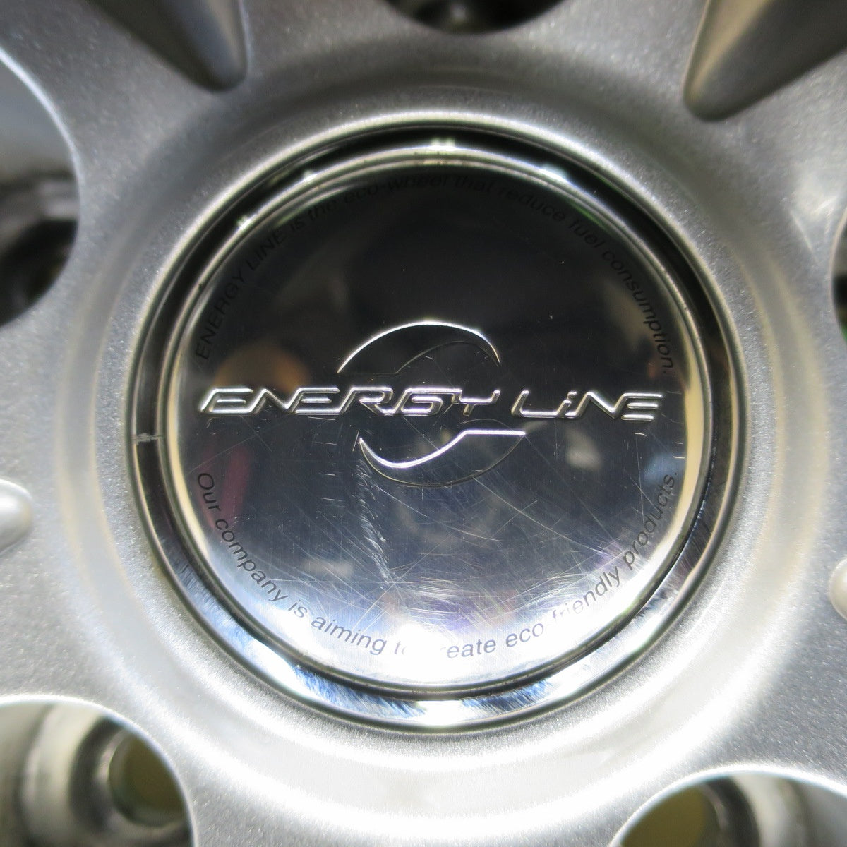 *送料無料* キレイ！20年★スタッドレス 235/45R18 ブリヂストン ブリザック VRX2 ENERGY LiNE エナジーライン PCD114.3/5H★4062204イス