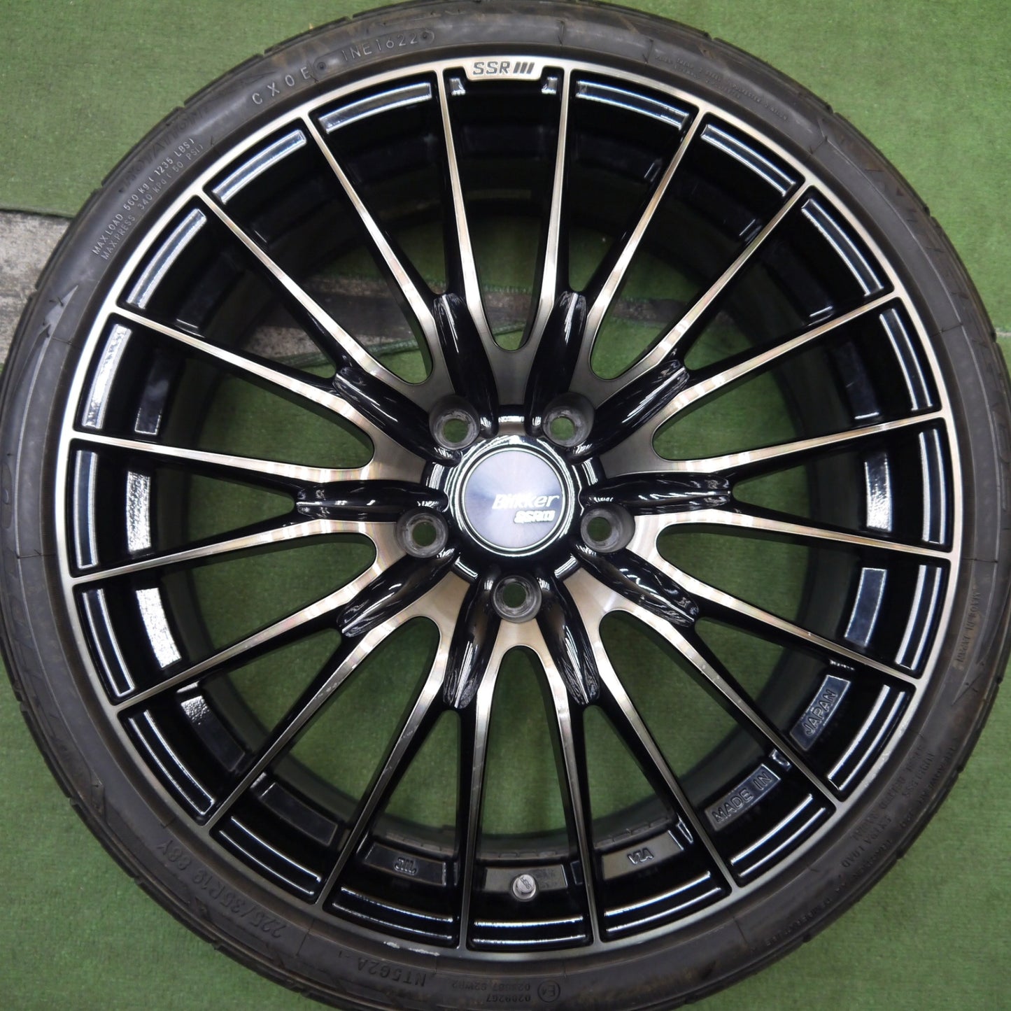 4本価格！22年★SSR Blikker 01F 225/35R19 ニットー NT555 G2 19インチ ブリッカー PCD114.3/5H★5100302Hノ