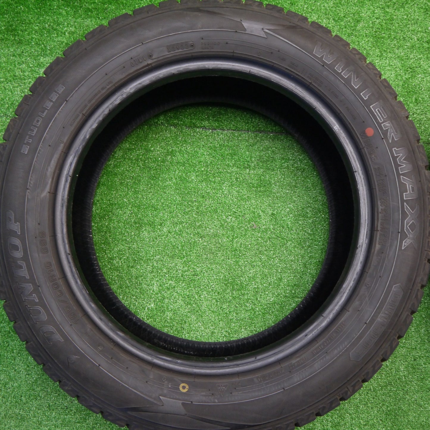 バリ溝！22年！9.5分★スタッドレス 195/60R16 ダンロップ ウインターマックス WM02 タイヤ 16インチ セレナ エクスファイア ノア ヴォクシー 等★5101001Hスタ