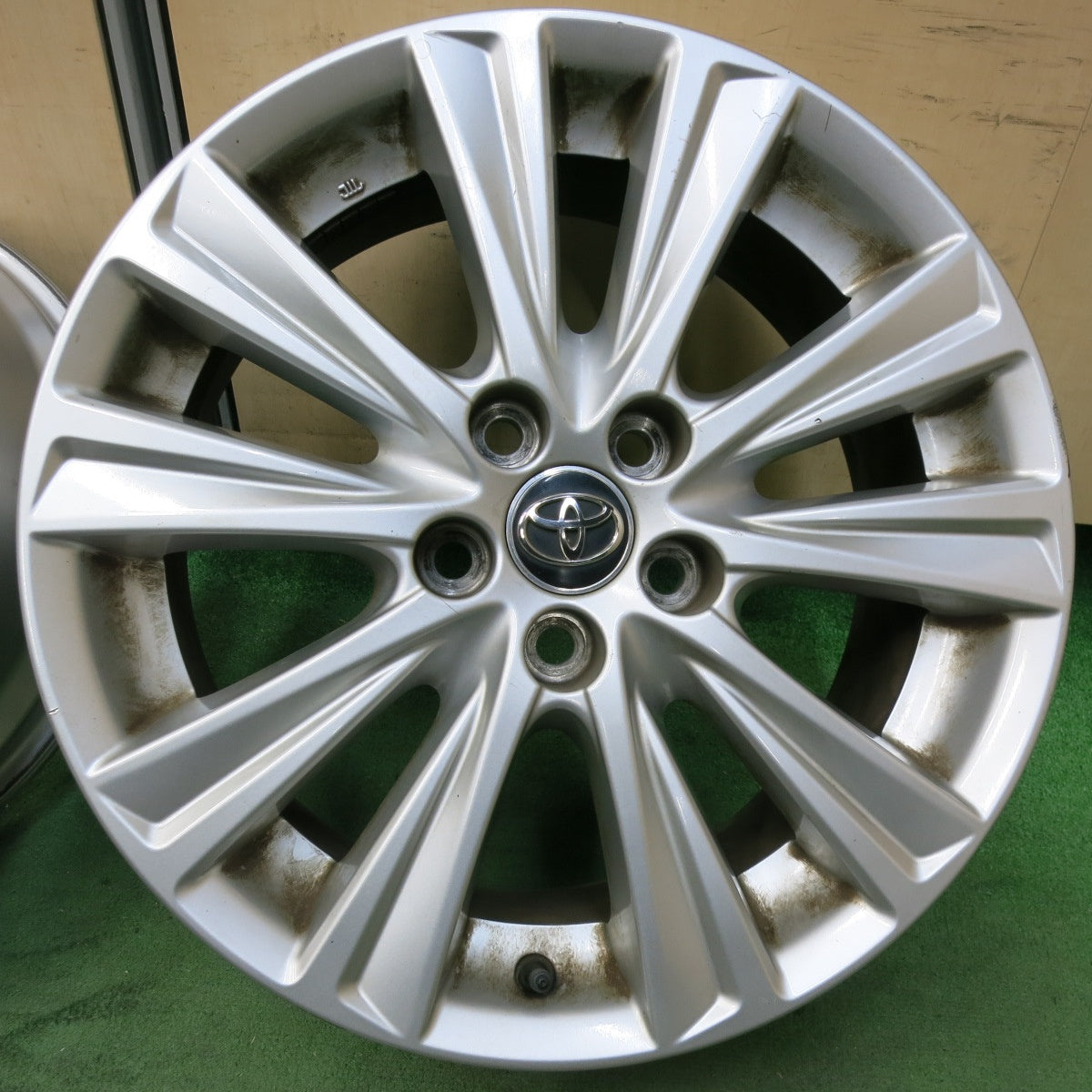 [送料無料] 4本価格★トヨタ 30系 アルファード ヴェルファイア 純正 ホイール 18インチ 18×7.5J PCD114.3/5H★5021011SYホ