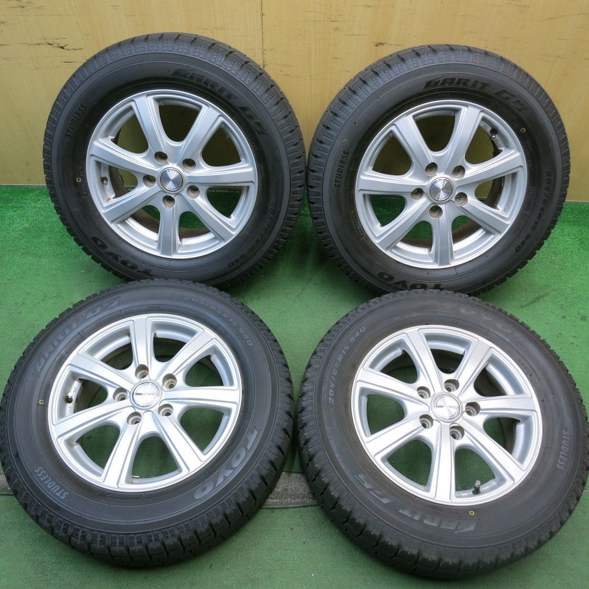 TOYO ガリットG5 スタッドレスアルミセット中古 ほぼ未使用☆スタッドレス 205/65R15 トーヨー ガリット G5 PRD 社外