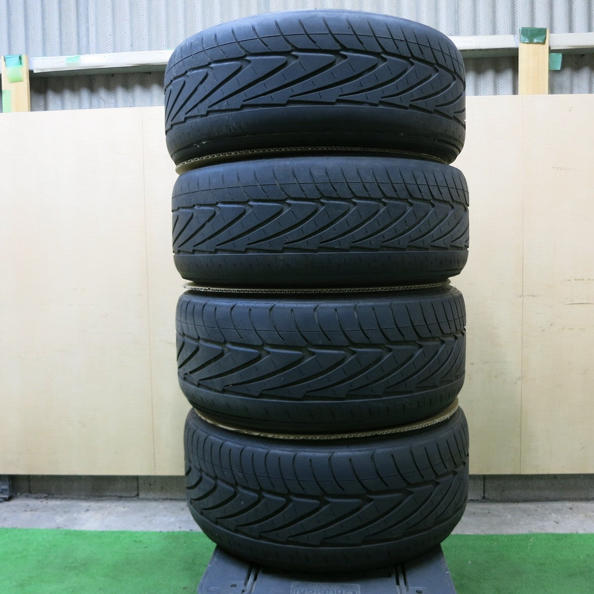 [送料無料] 4本価格★LOXARNY MULTI FORCHETTA 225/35R20 245/30R20 ニットー NEO テク GEN ロクサーニ マルチフォルケッタ PCD114.3/5H★4110402ナノ