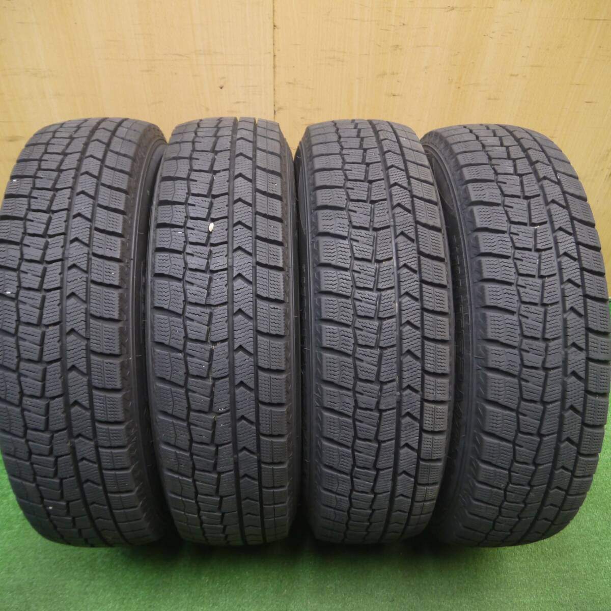 バリ溝！キレイ！9.5分★スタッドレス 165/70R14 ダンロップ ウインターマックス WM02 Team Sparco チームスパルコ 14インチ PCD100/4H★4112604Hス