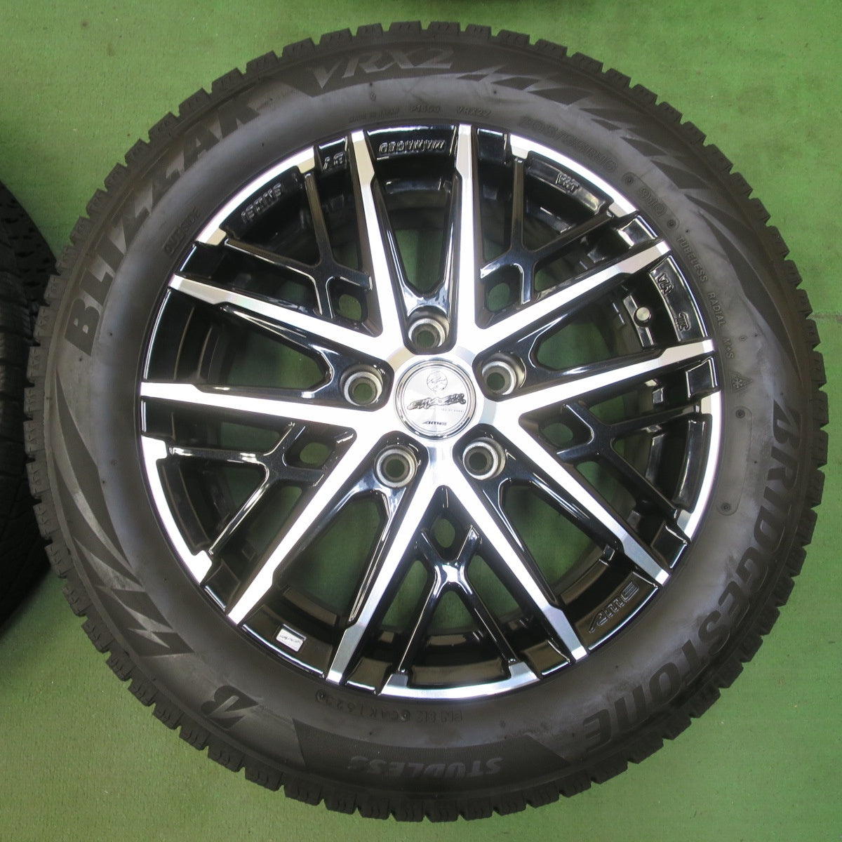 バリ溝！23年！キレイ！8.5分★スタッドレス 205/55R16 ブリヂストン ブリザック VRX2 SMACK ENKEI AME スマック エンケイ 16インチ PCD114.3/5H★5080402イス
