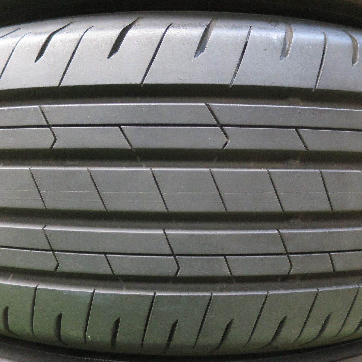 バリ溝！25年！ほぼ10分★225/60R18 トーヨー プロクセス Comfort コンフォート タイヤ 18インチ 40系 アルファード ヴェルファイア 等★5121701イノタ