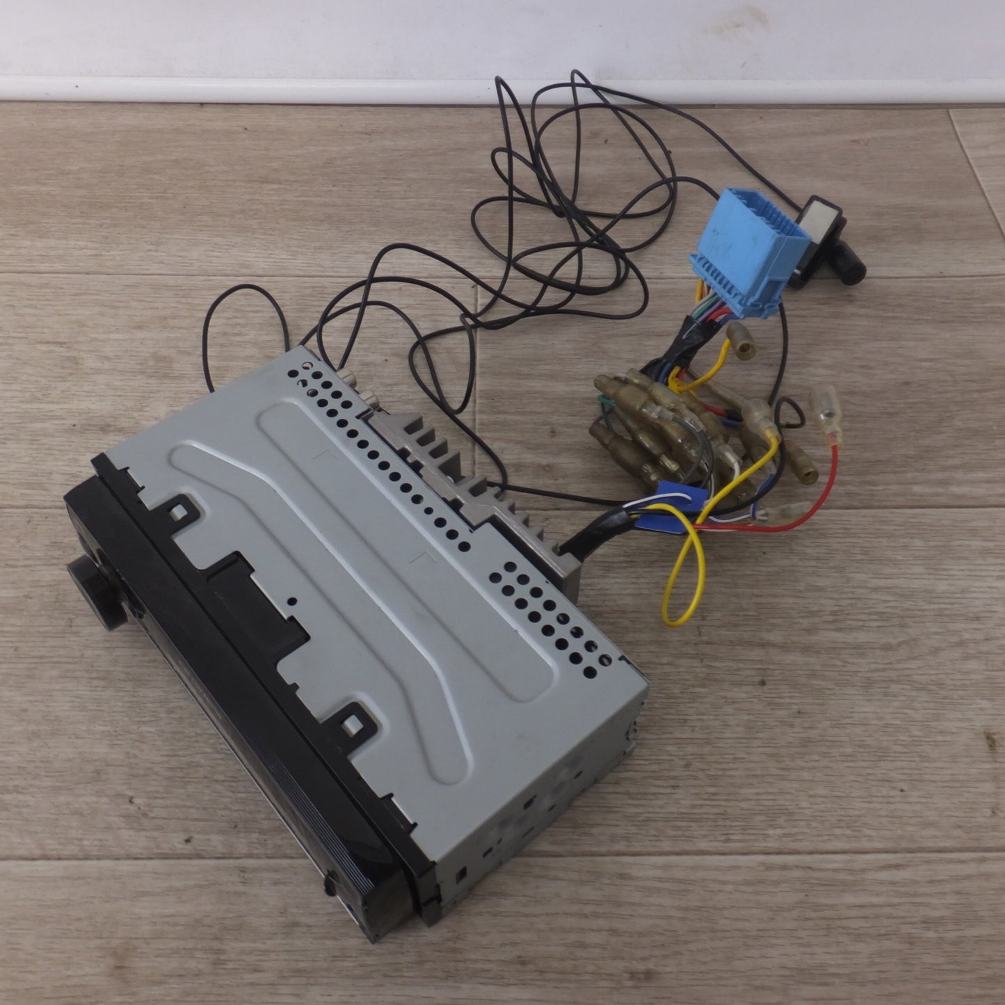 [送料無料] ★カロッツェリア carrozzeria カーオーディオ DSPメインユニット MVH-6600[42]★