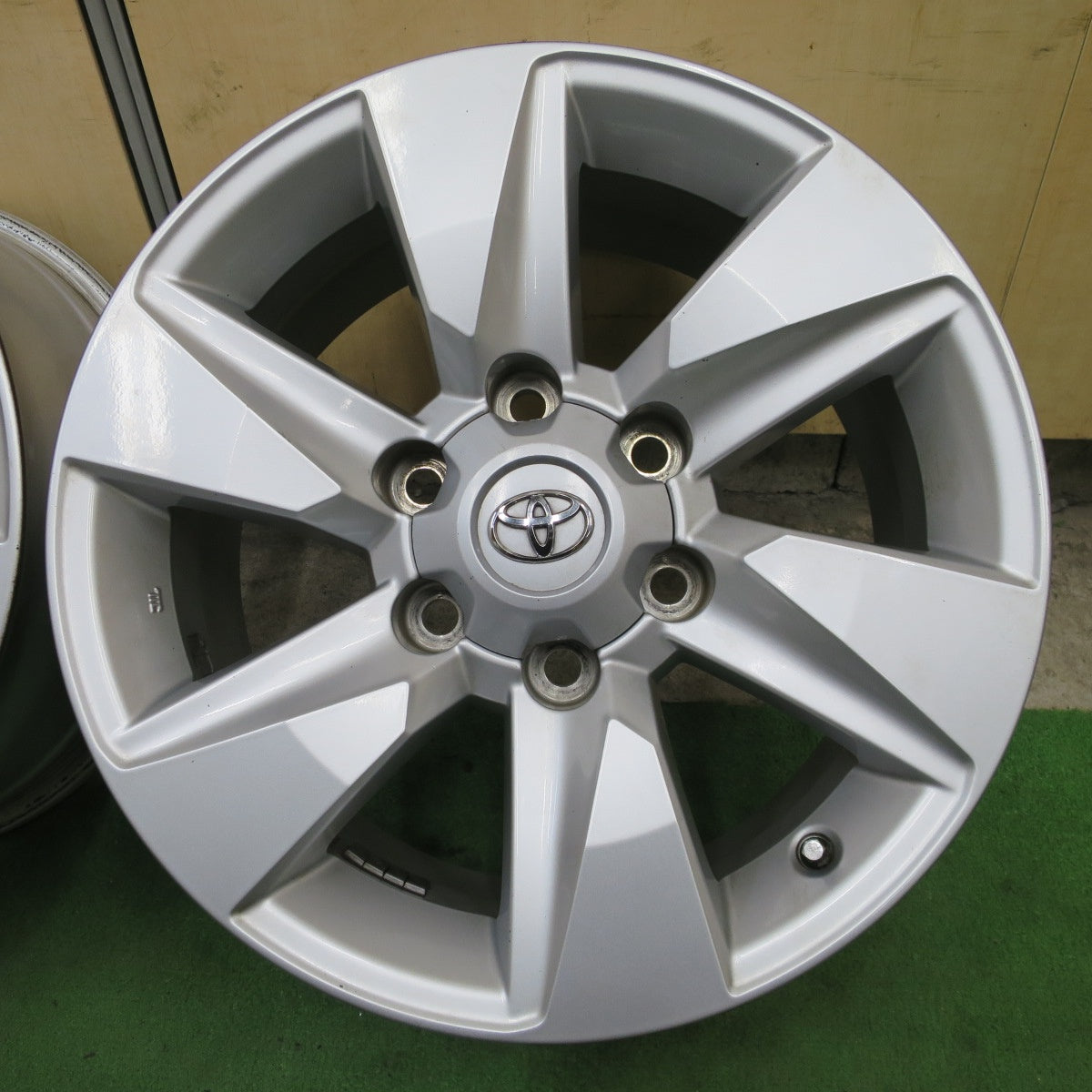 キレイ★トヨタ 150系 ランクル プラド 純正 ホイール 17インチ 17×7.5J PCD139.7/6H★6051905NGホ