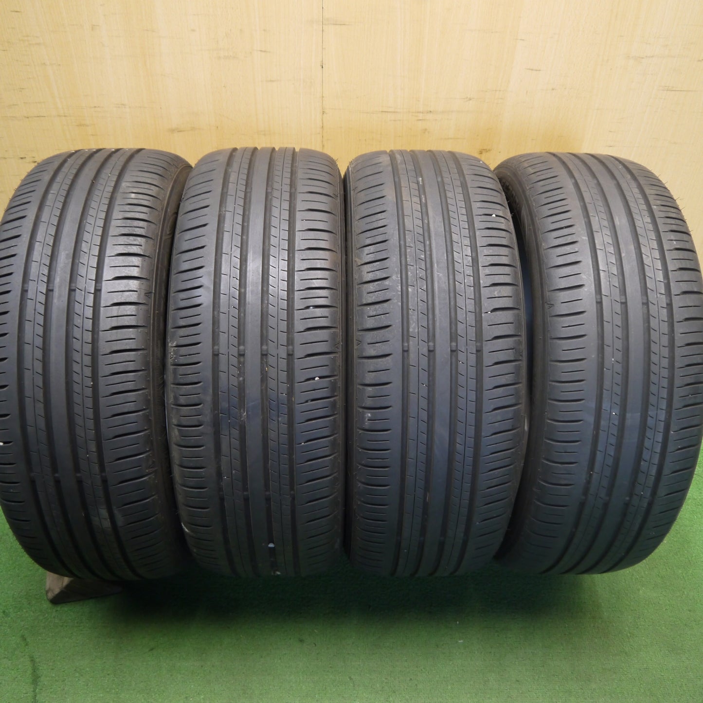 4本価格★215/50R18 ダンロップ エナセーブ EC300+ タイヤ 18インチ ヤリスクロス CX-3 オデッセイ 等★6050804Hノタ