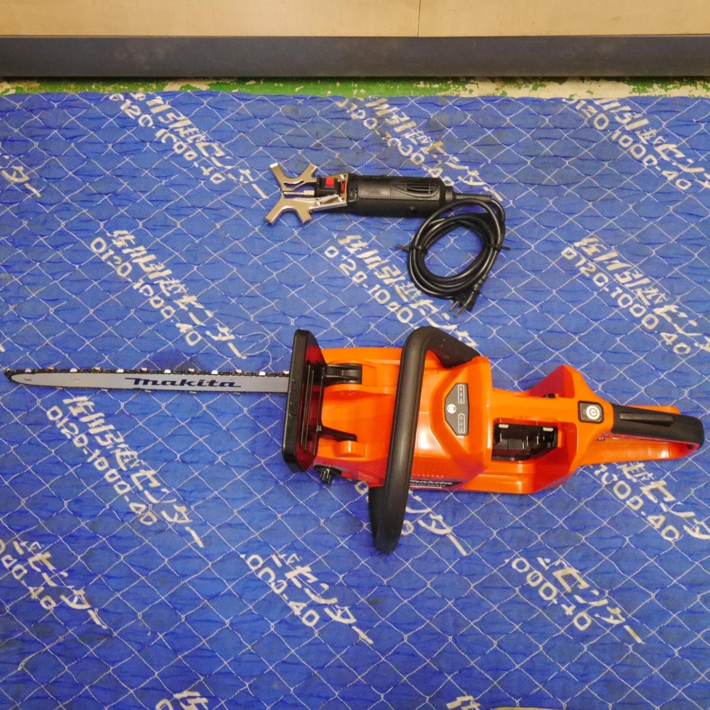 [送料無料] キレイ！付属品付き☆マキタ 350mm 充電式 チェンソー MUC355D 18V×2=36V ニシガキ工業 目立機 付属 チェーンソー 切断機☆