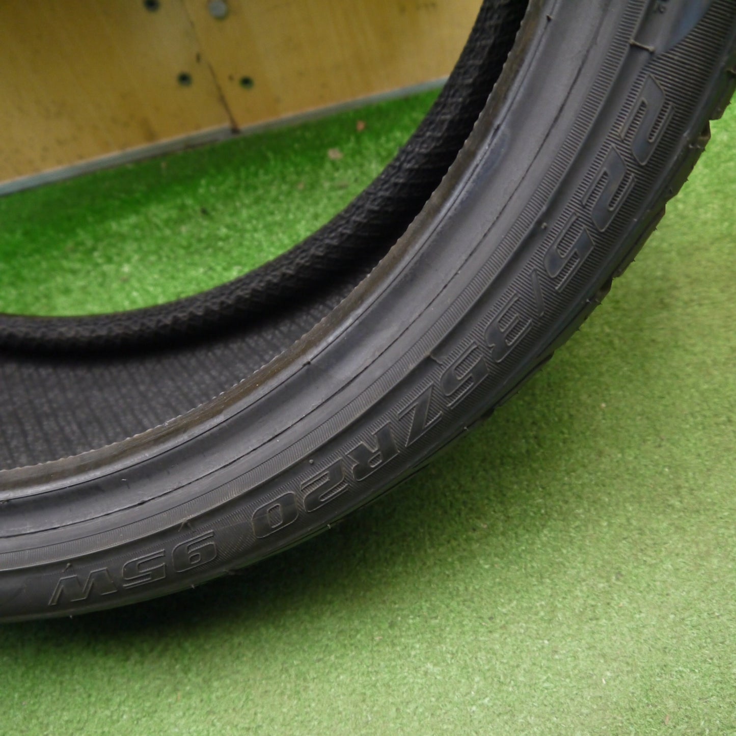 未使用！25年！1本★225/35R20 マックストレック FORTIS T5 MAXTREK タイヤ 20インチ クラウン オデッセイ 等★6040306Hノタ