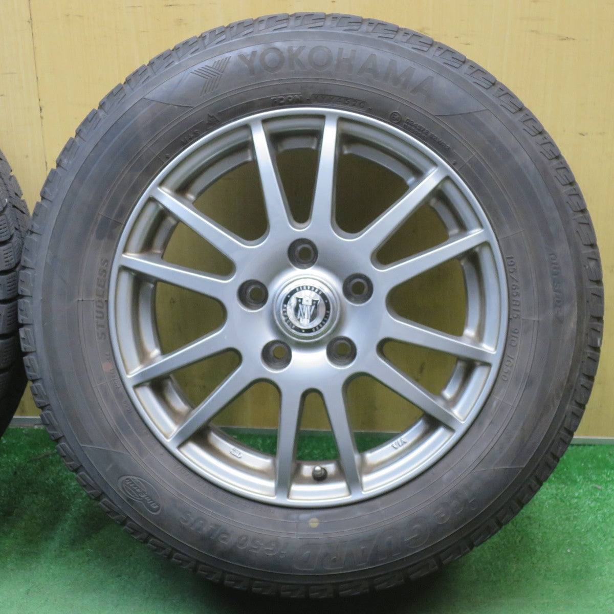 4本価格◎スタッドレス 195/65R15 ヨコハマ アイスガード iG50 プラス NIRVANA NV ニルバーナ ニルヴァーナ 15インチ PCD114.3/5H◎6072902NJス
