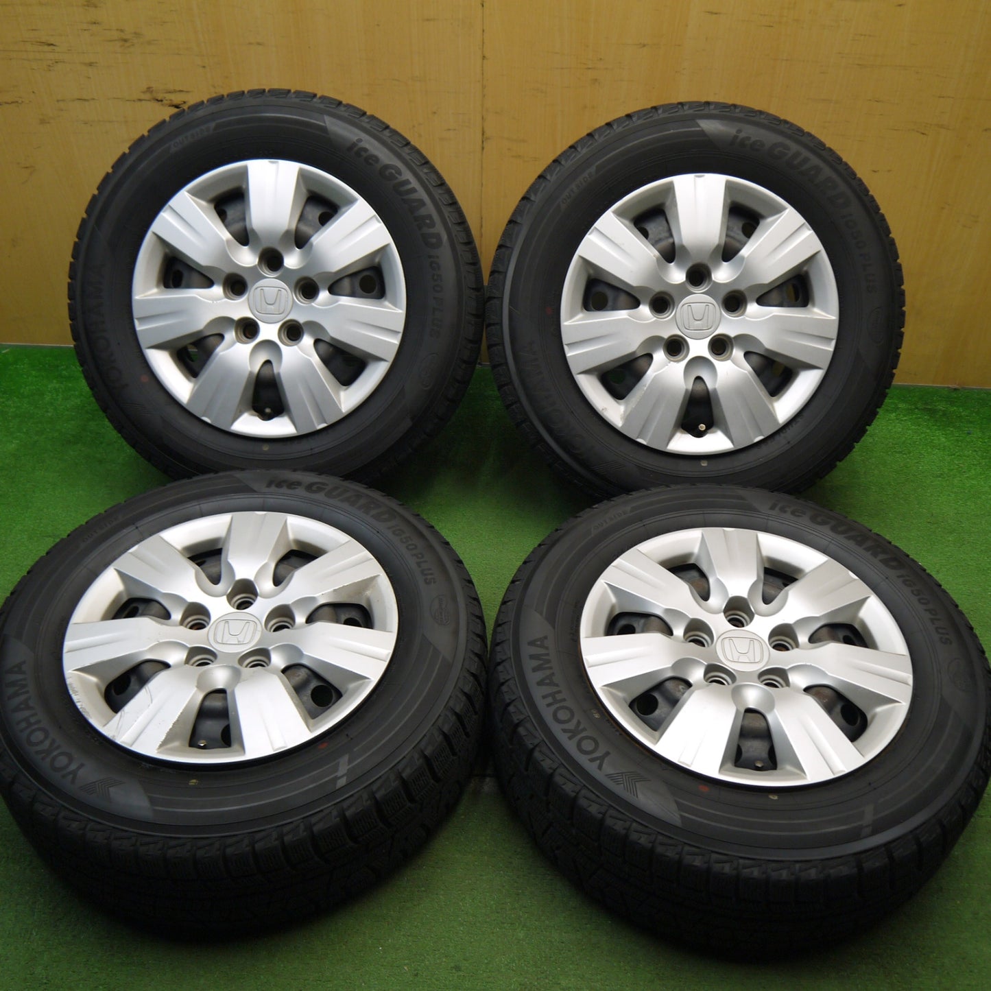 バリ溝！9.5分★ホンダ ステップワゴン 純正 スチール 205/65R15 スタッドレス ヨコハマ アイスガード iG50 プラス 15インチ PCD114.3/5H★5050912Hス