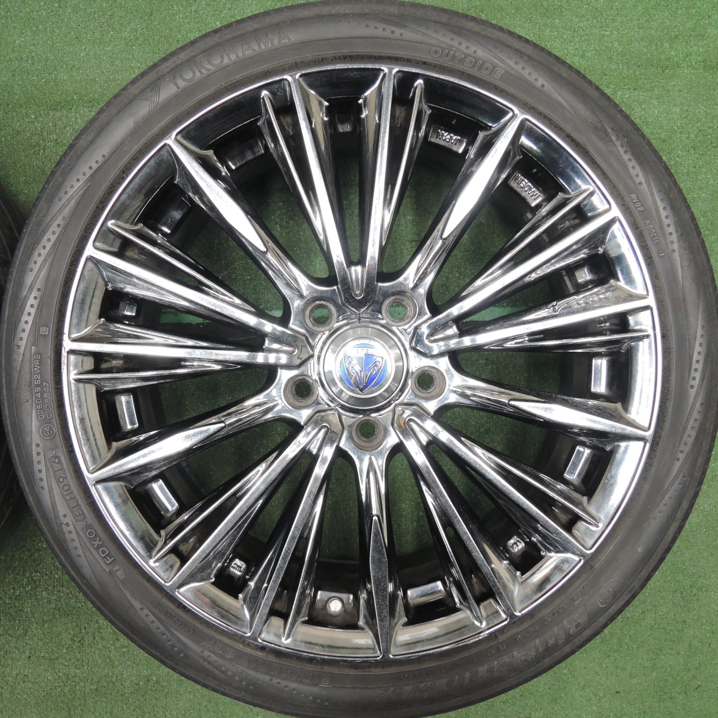 *送料無料* 4本★RAYS VERSUS stratagia VOUGE 215/45R18 ヨコハマ ブルーアース RV-02 レイズ ベルサス PCD114.3/5H★4031405TNノ