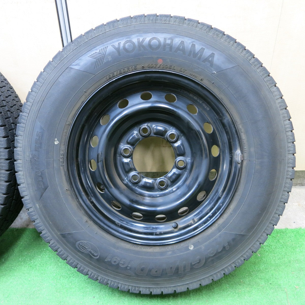 *送料無料* 4本価格★トヨタ ハイエース 純正 スチール 195/80R15 107/105L スタッドレス ヨコハマ アイスガード iG91 PCD139.7/6H★4062202ナス