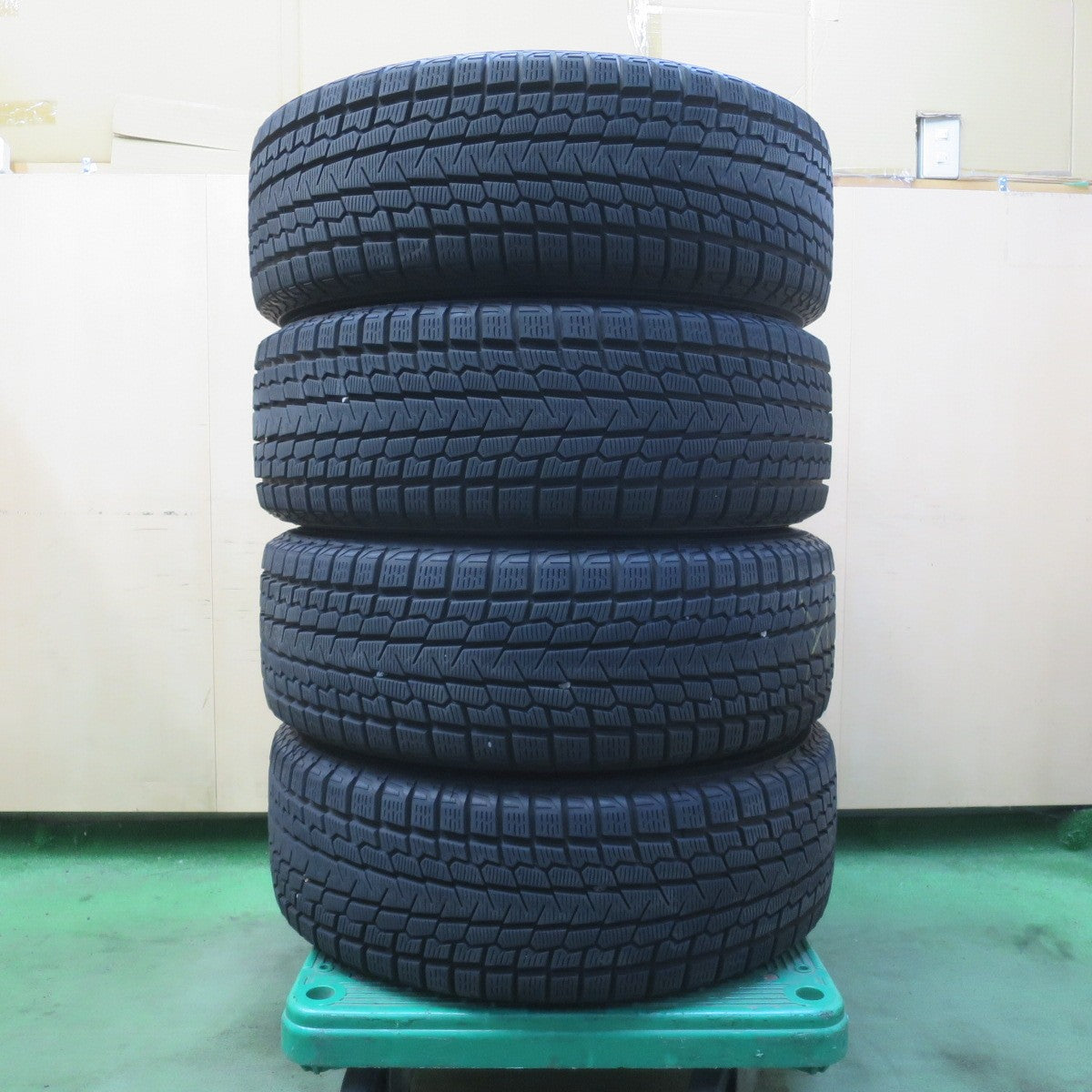 センサー付！バリ溝！23年！キレイ！9分★レクサス IS NX 等 Eurodesign CALWER 235/60R18 スタッドレス ヨコハマ アイスガード G075 ユーロデザイン カルヴァー 18インチ PCD114.3/5H★6040604イス