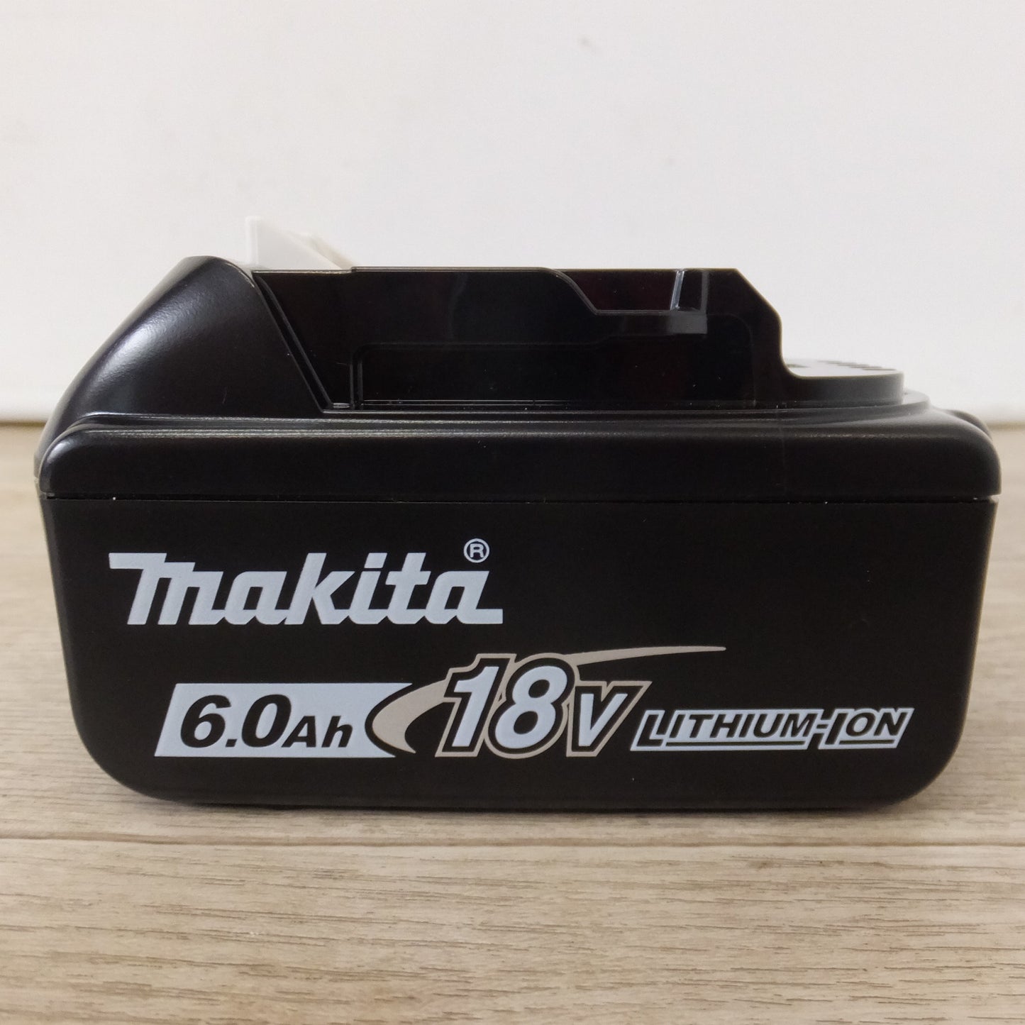 [送料無料] 美品★マキタ makita バッテリ BL1860B　DC18V 6.0Ah 108Wh Li-ion20(1)★