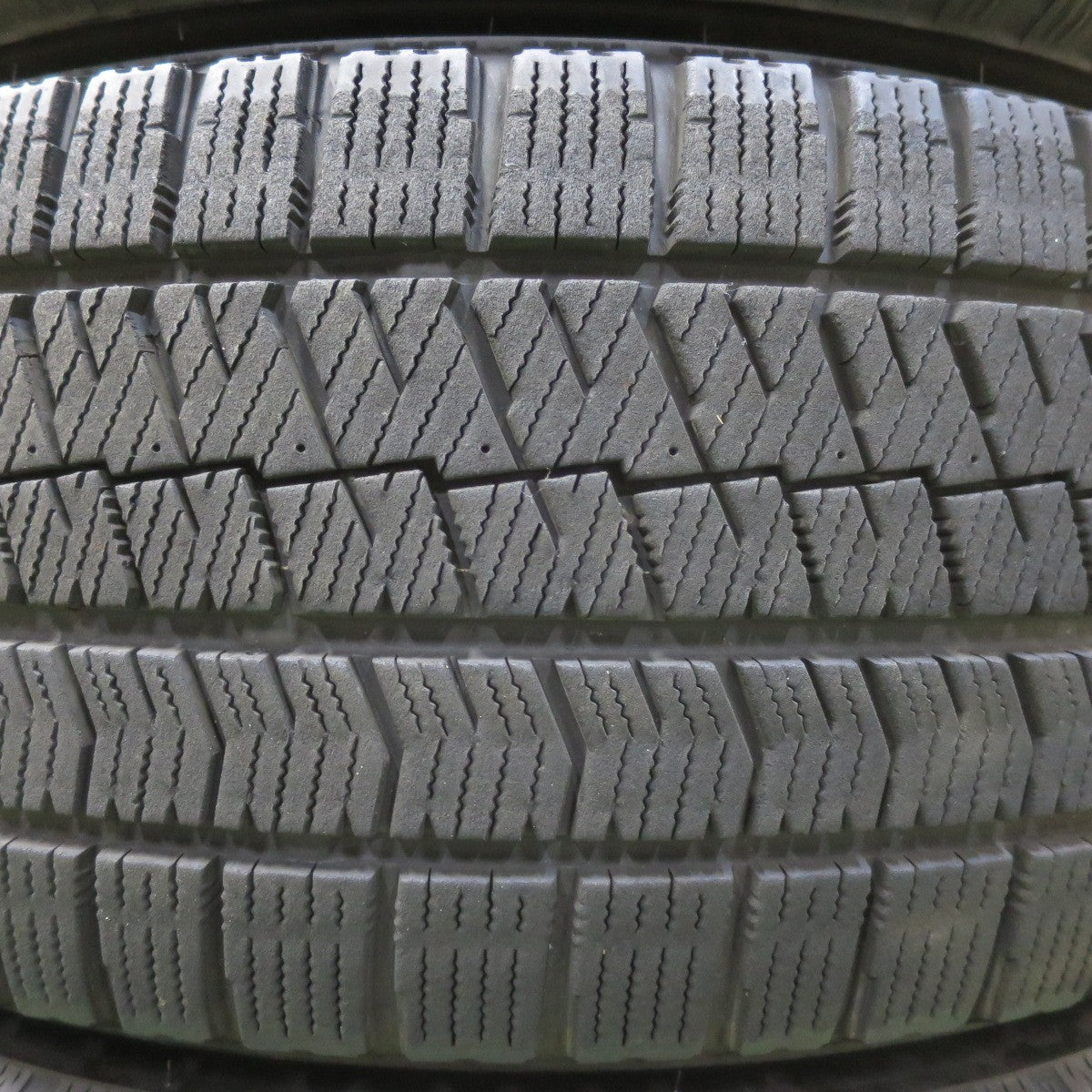 バリ溝！23年！キレイ！8.5分★スタッドレス 205/55R16 ブリヂストン ブリザック VRX2 SMACK ENKEI AME スマック エンケイ 16インチ PCD114.3/5H★5080402イス