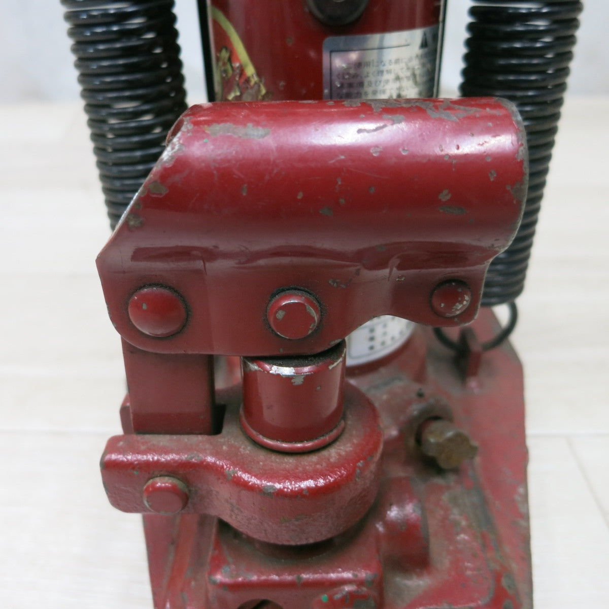 [送料無料] ◆マサダ 爪付き 油圧 ジャッキ MHC-2 RS-2 2トン 2TON 2ton オイル 工具 自動車 整備 点検 本体のみ MASADA◆