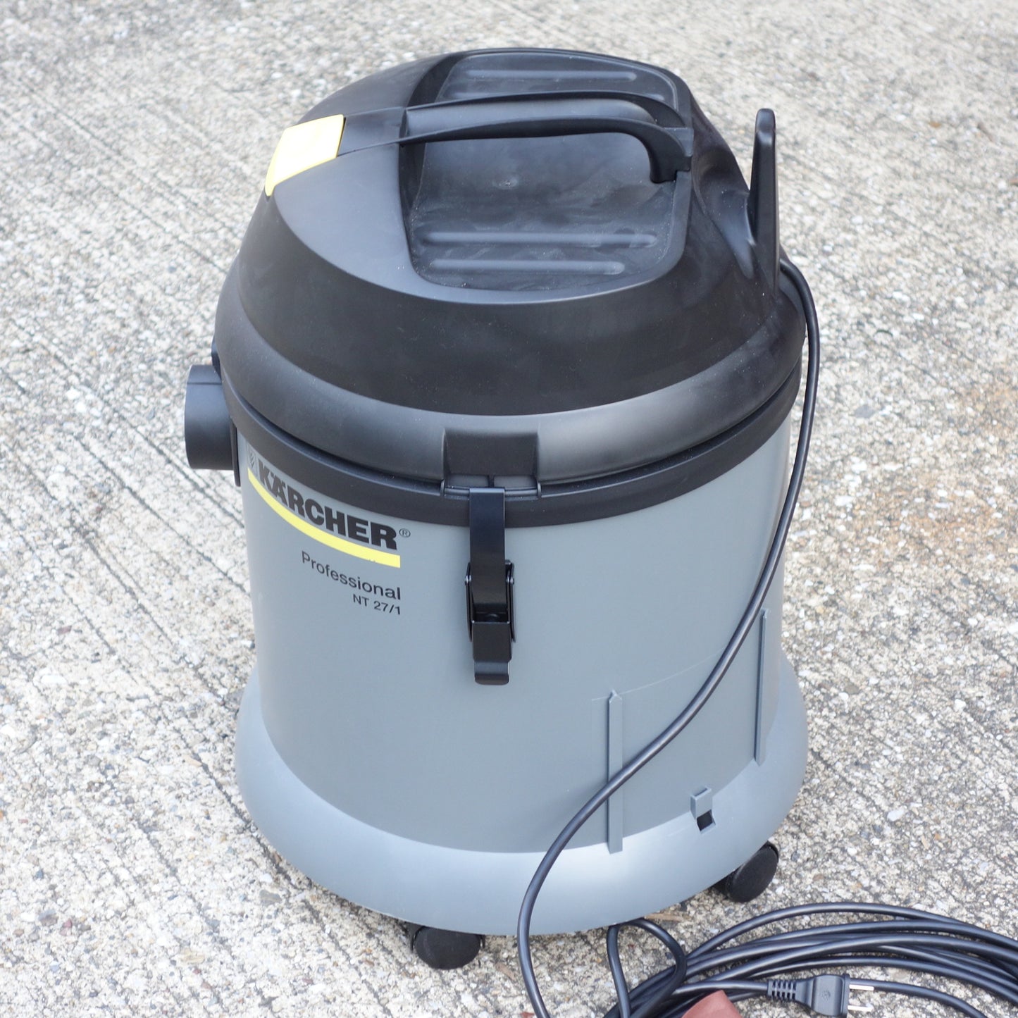 [送料無料] 未使用◆KARCHER ケルヒャー 乾湿両用掃除機 NT27/1 クリーナー 業務用 1.428-521.0 100V 50/60Hz◆