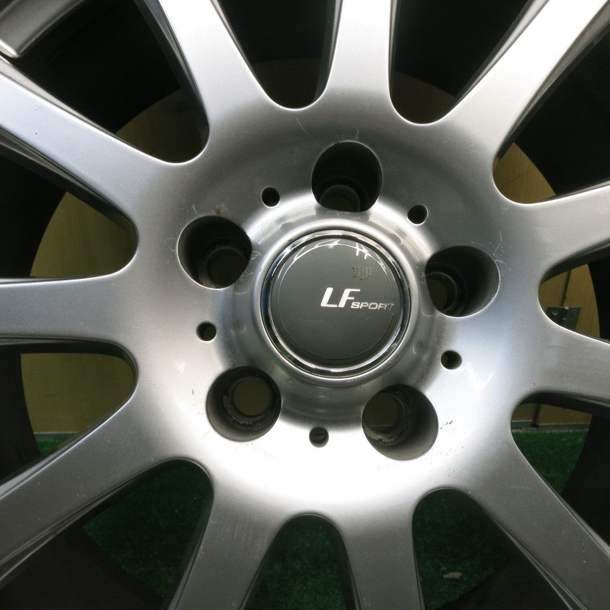 4本価格★スタッドレス 235/60R18 ブリヂストン ブリザック DM-V2 LF SPORT LFスポーツ 18インチ PCD114.3/5H★5040503TNス