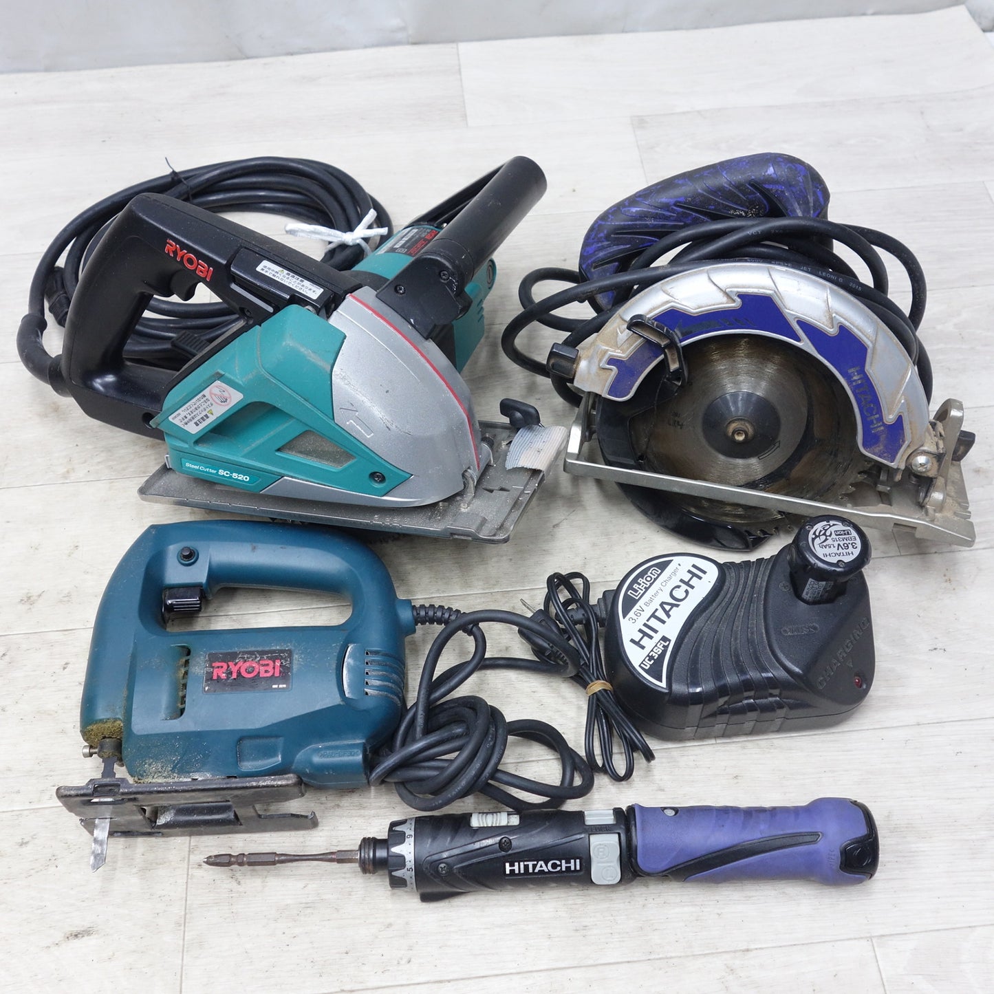 [送料無料] まとめ売り◆日立 丸のこ FC6MA2 ドライバドリル FDB3DL2 RYOBI スチールカッタ SC-520 ジグソー MJ-300 電動 工具 切断機 充電器 バッテリー◆