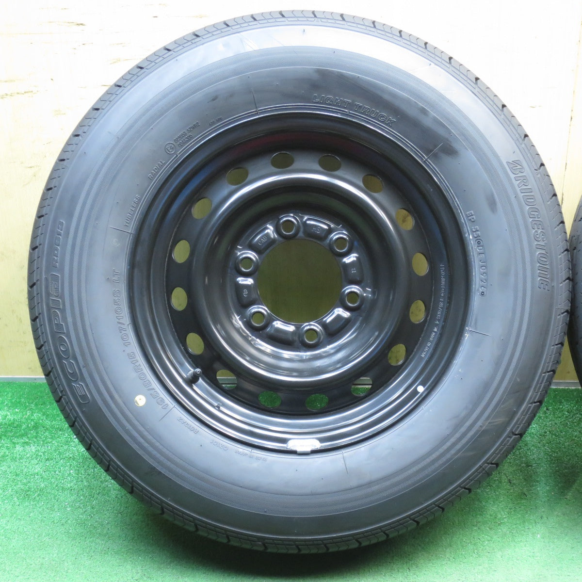 新車外し！26年◎トヨタ ハイエース 純正 スチール 195/80R15 107/105S ブリヂストン エコピア RD613 15インチ PCD139.7/6H◎6091913NJノ