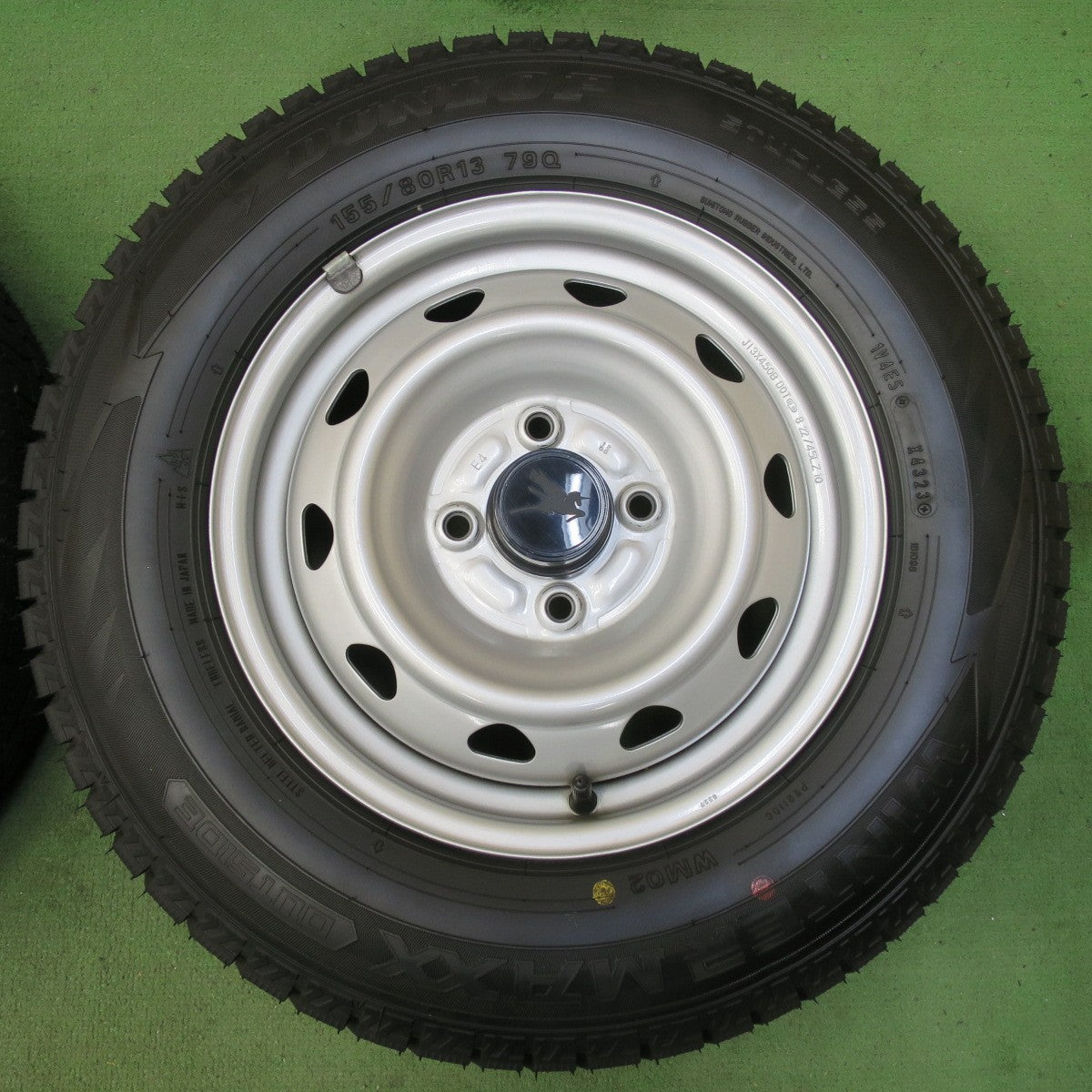 ほぼ未使用！23年！キレイ★スタッドレス 155/80R13 ダンロップ ウインターマックス WM02 スチール ホイール 13インチ PCD100/4H★5100707イス