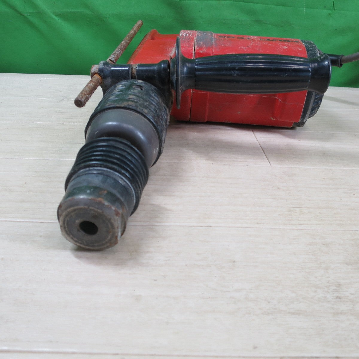 [送料無料] ☆HILTI ヒルティ ハンマードリル TE22 電動 工具 ハンマドリル コード式 100V☆